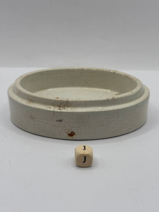 Rare oval shaped pot lid base, stacker (J)