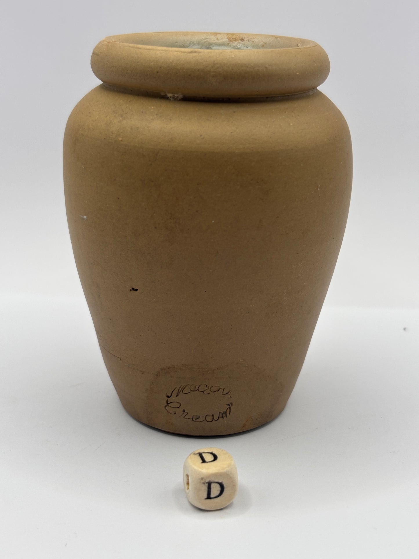 Old stoneware cream pot, Medova cream (D)