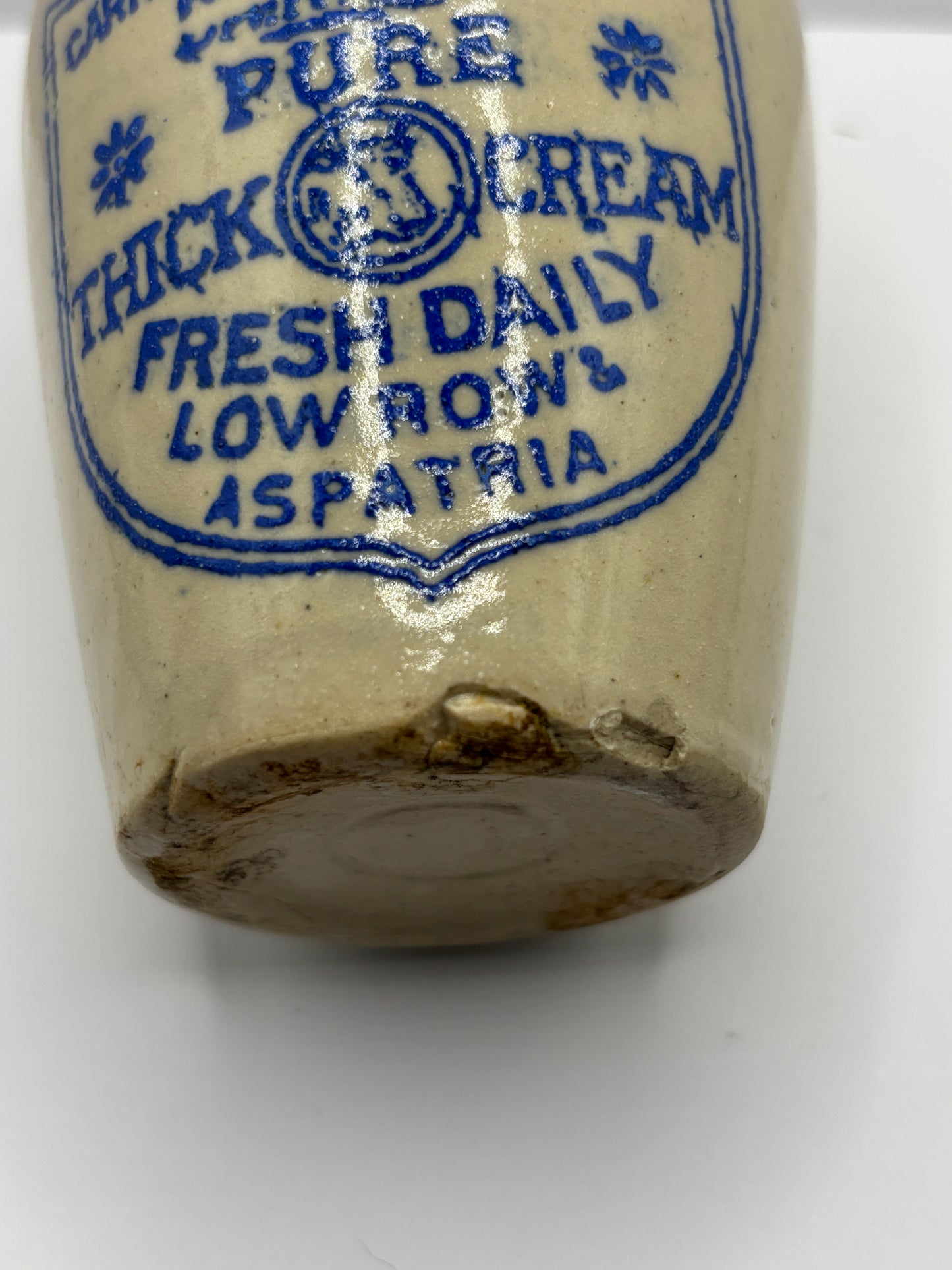 Carricks advertising cream pot, pure thick cream. Blue print