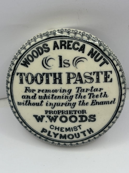 Old Woods advertising pot lid (1s rarer version)