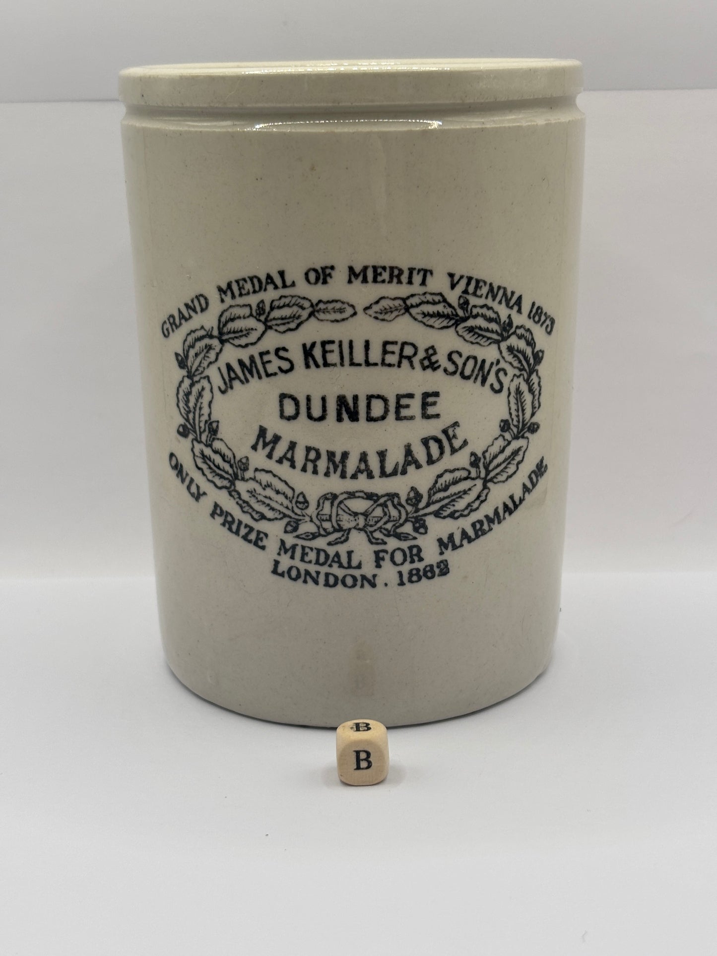 Old 2lb James Keiller Dundee marmalade Jar (B)