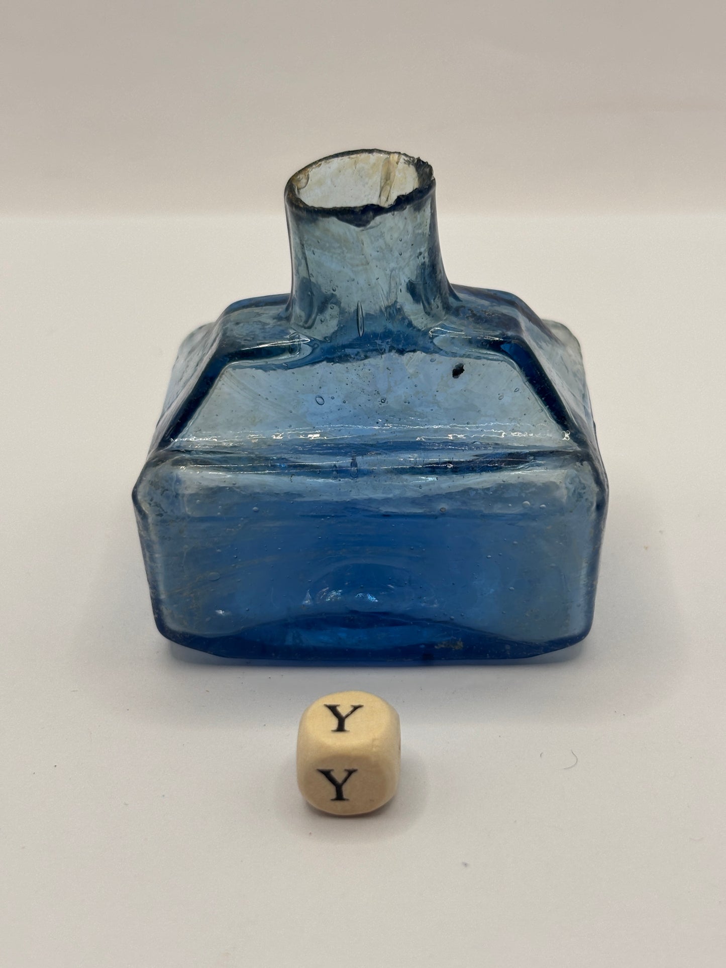 Old blue glass boat ink, inkwell (Y)