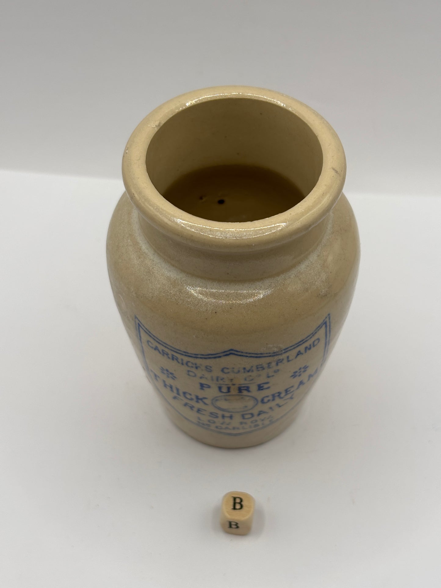 Old advertising cream pot, Carricks pure thick cream (B)