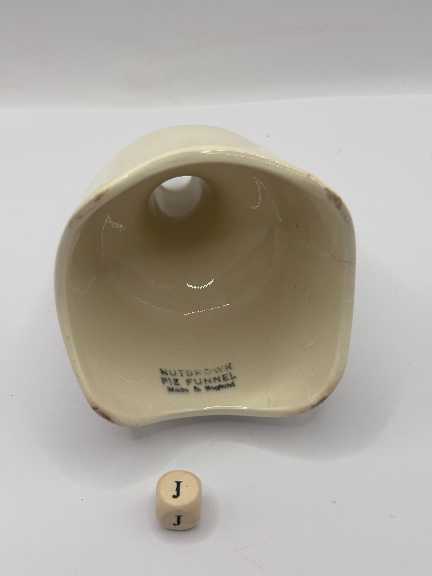 Vintage large Nutbrown stoneware pie funnel (J)