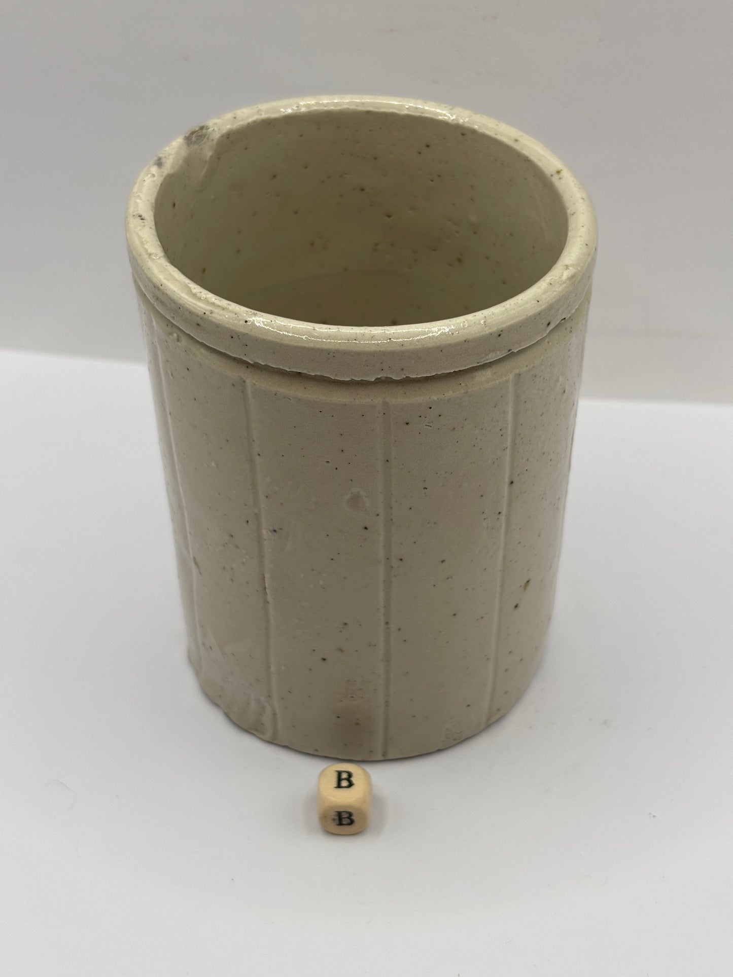 Old 1lb ribbed stoneware jam pot (B) Hartley’s