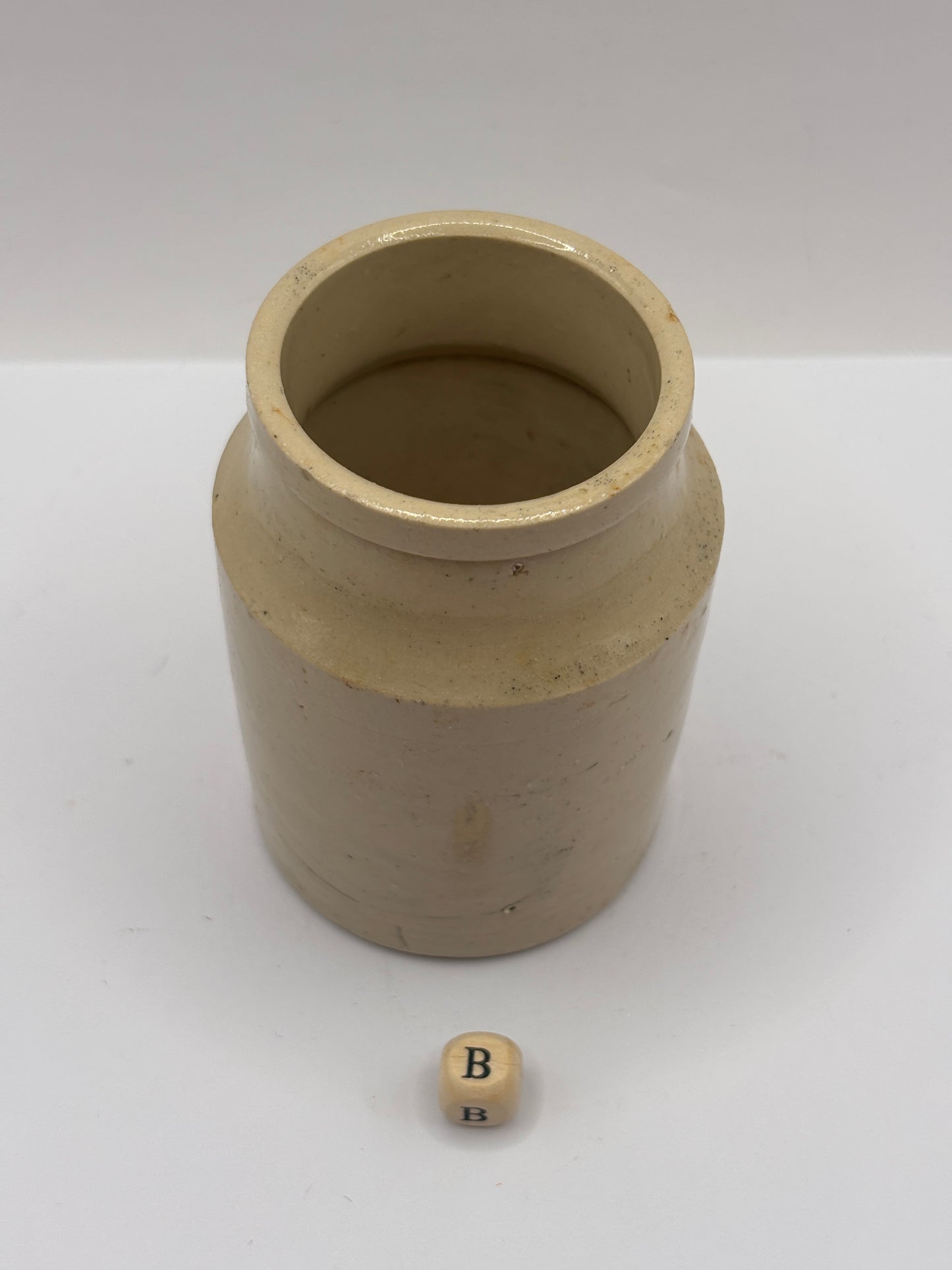 Old white stoneware jar, mustard pot. (B)