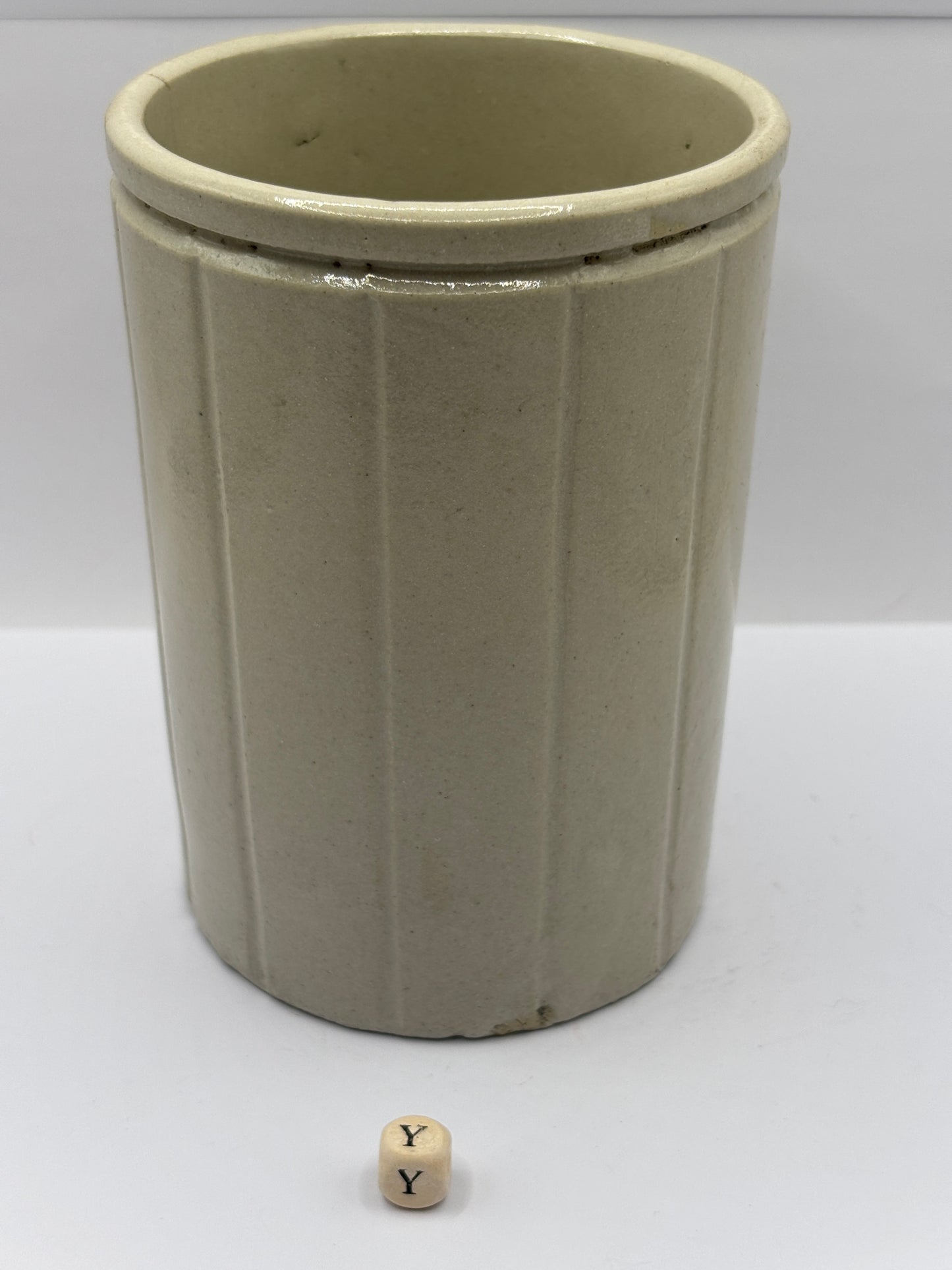 Old 2lb ribbed stoneware jam pot (Y) Cooperative wholesale society