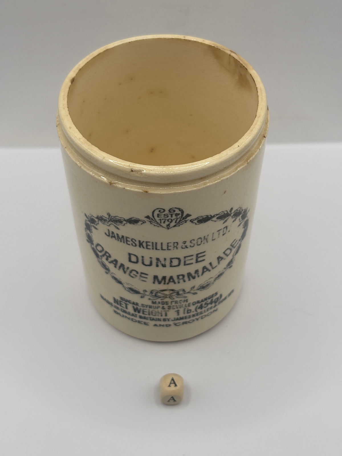 Old 1lb stoneware marmalade pot, James Keiller Dundee marmalade (a)