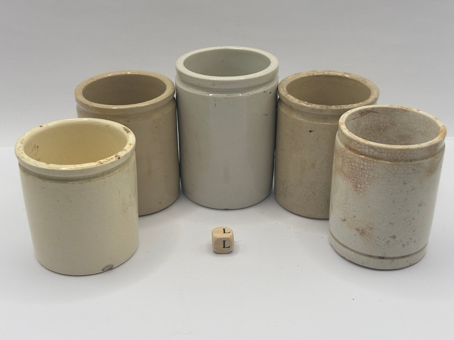 5 old stoneware jars & pots (L)
