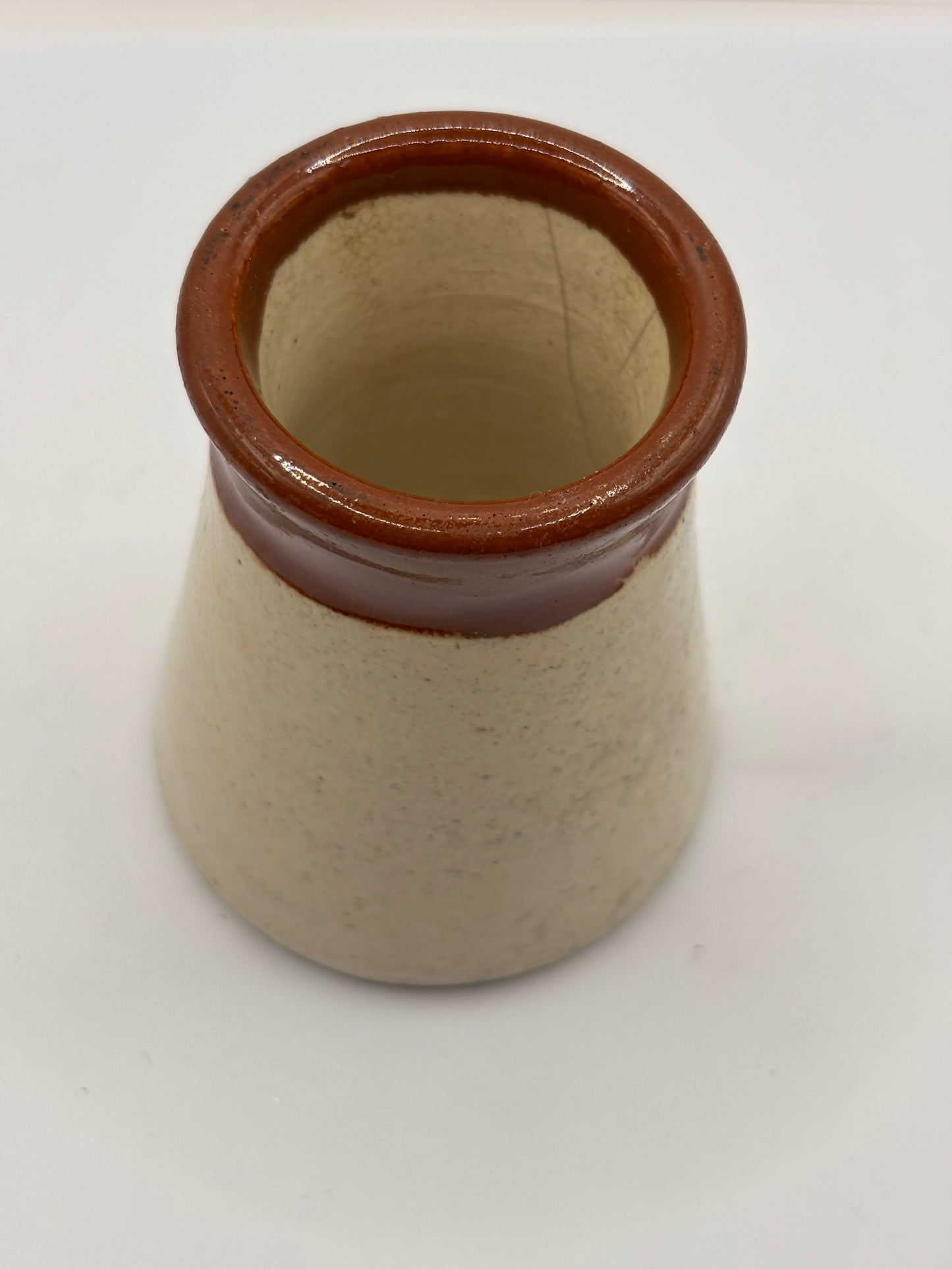 Old stoneware advertising cream pot, Lancashire hygienic dairies. Hairlines