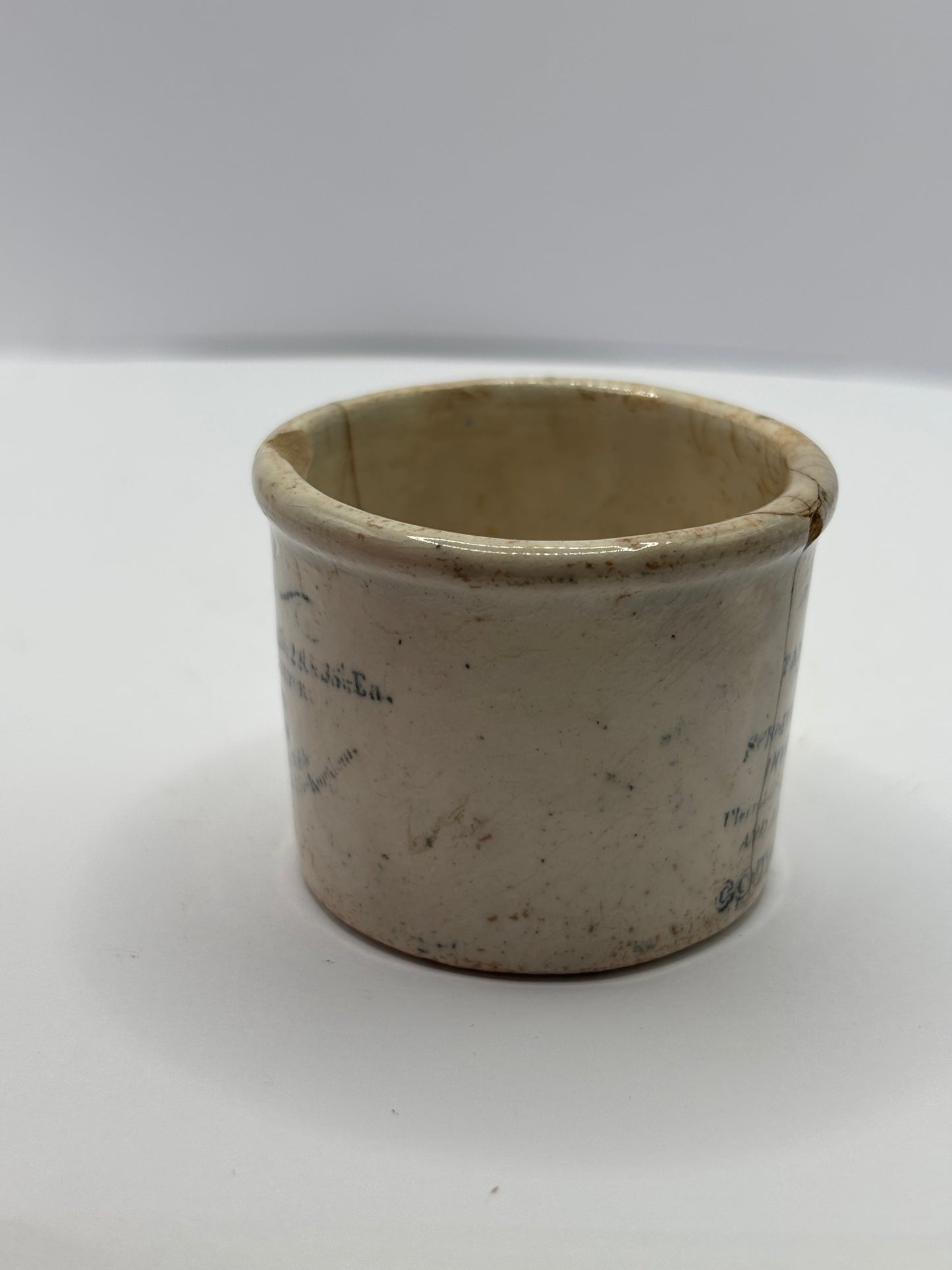 Old early Holloways advertising ointment pot