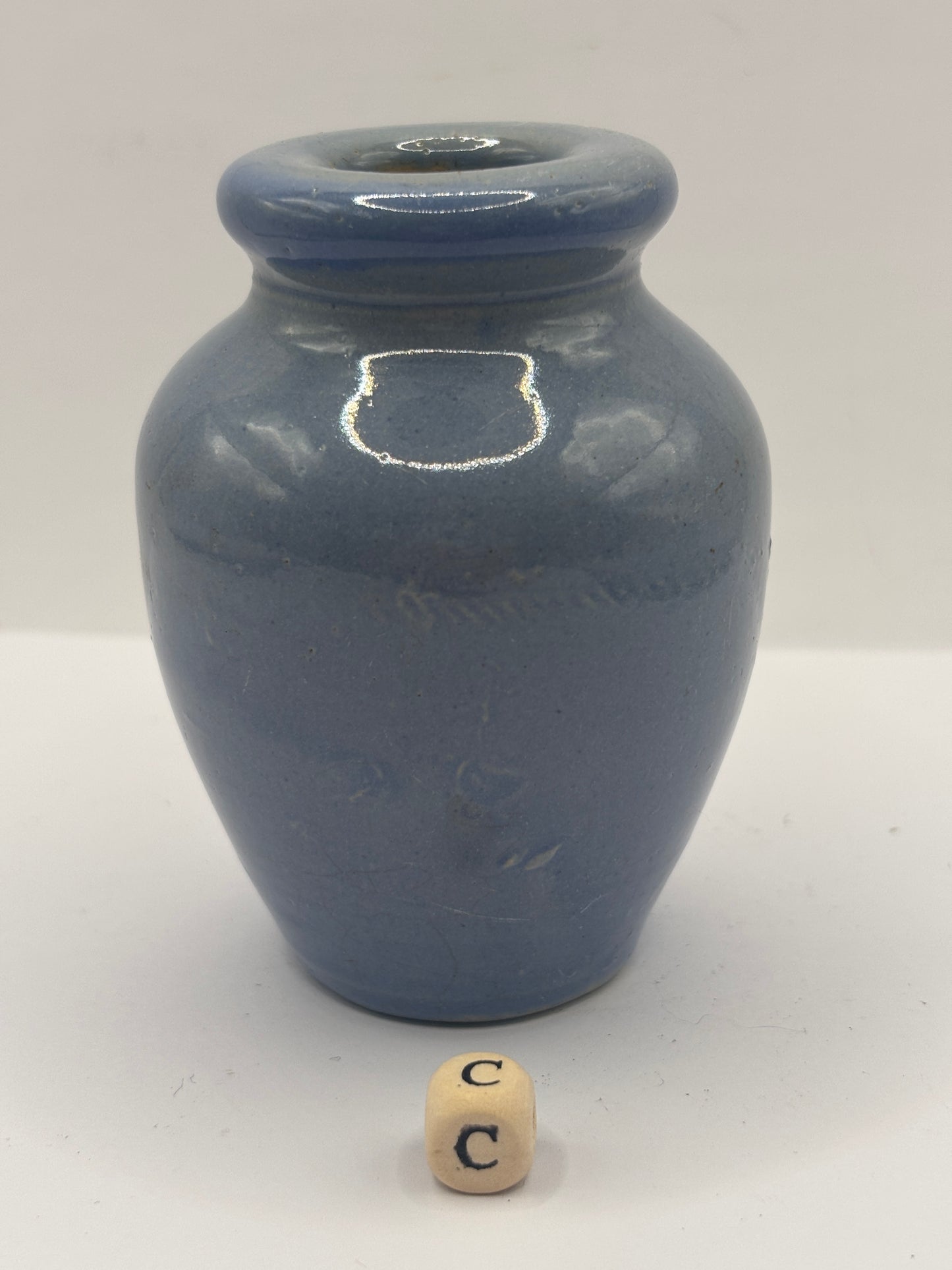 Old blue stoneware jar, Ronuk (C)