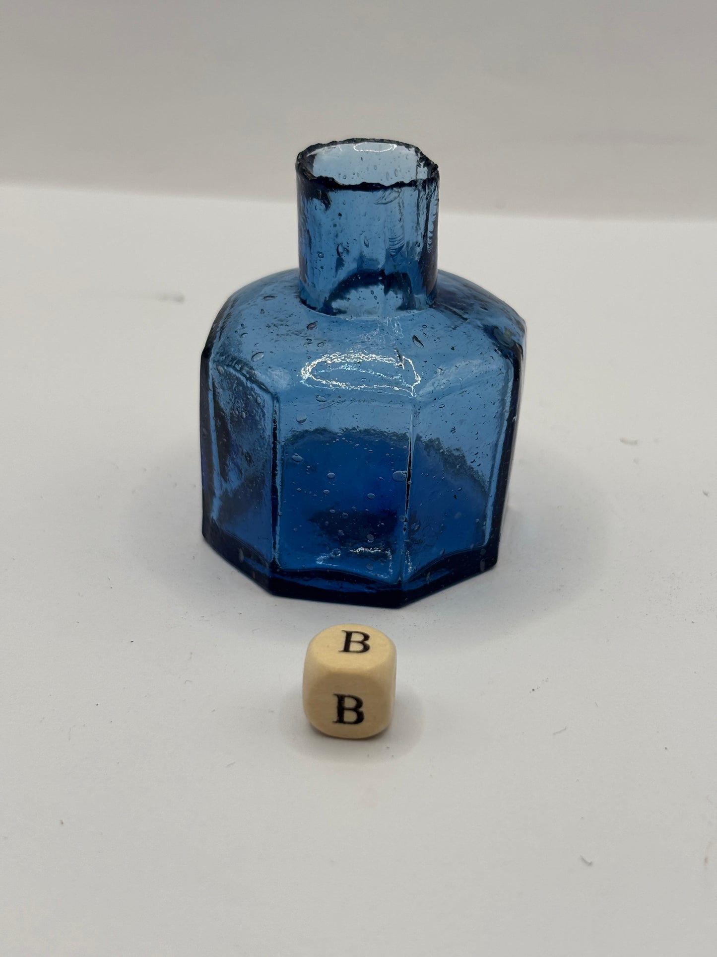 Old blue glass inkwell, ink bottle, penny ink (B)