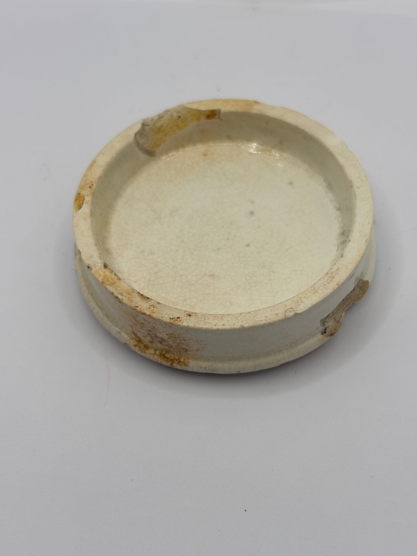Old advertising lid, Lorimer & Co Areca nut tooth paste. Damaged