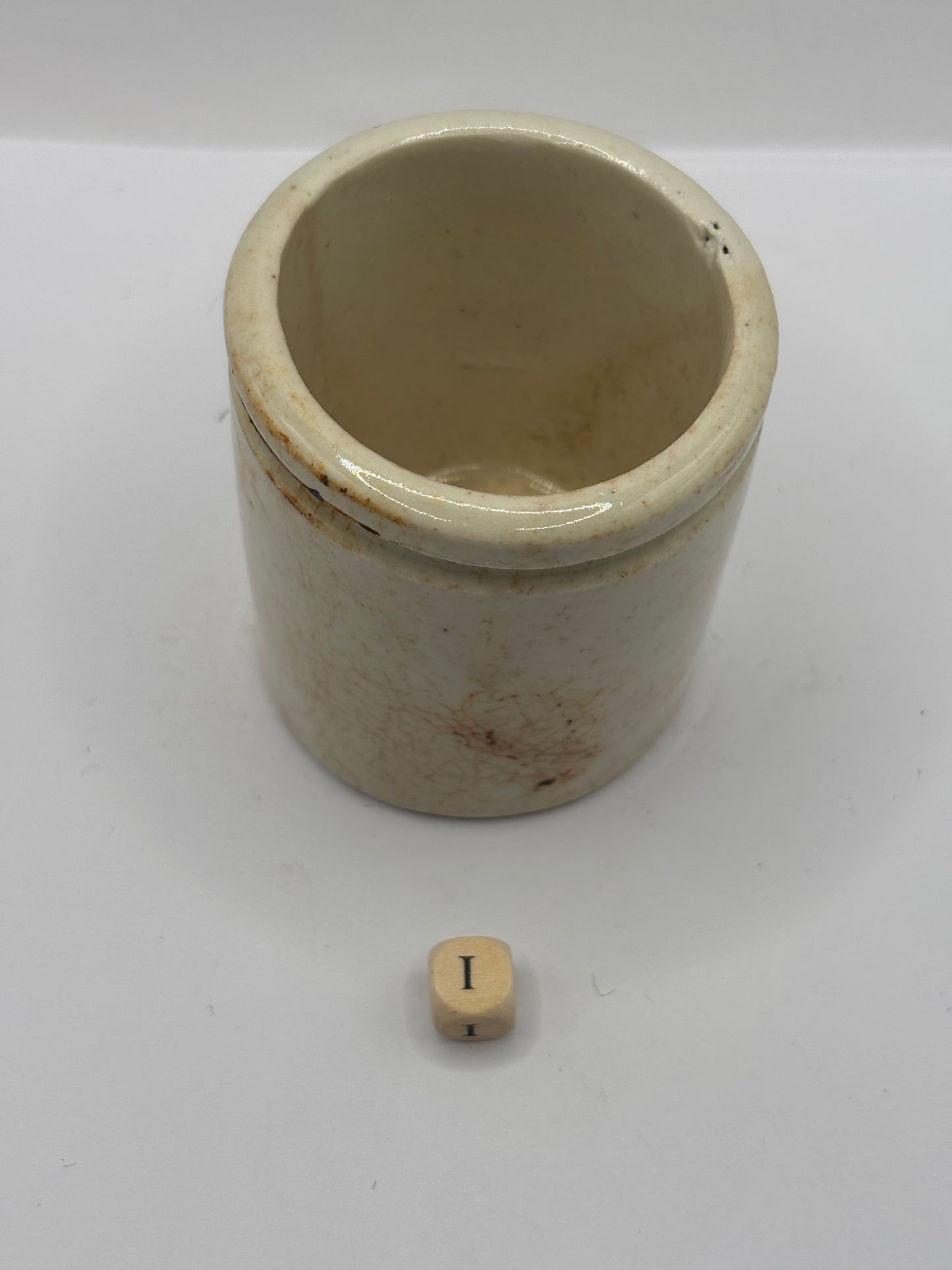 Old small chunky stoneware pot (i)