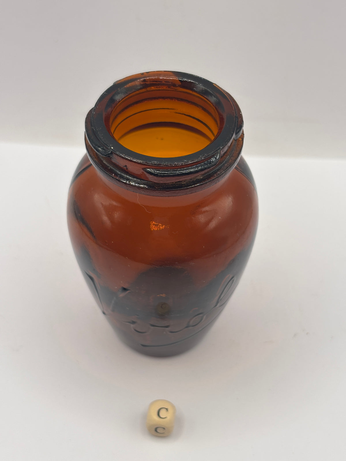 Old amber glass Virol jar (c) 10.5cms