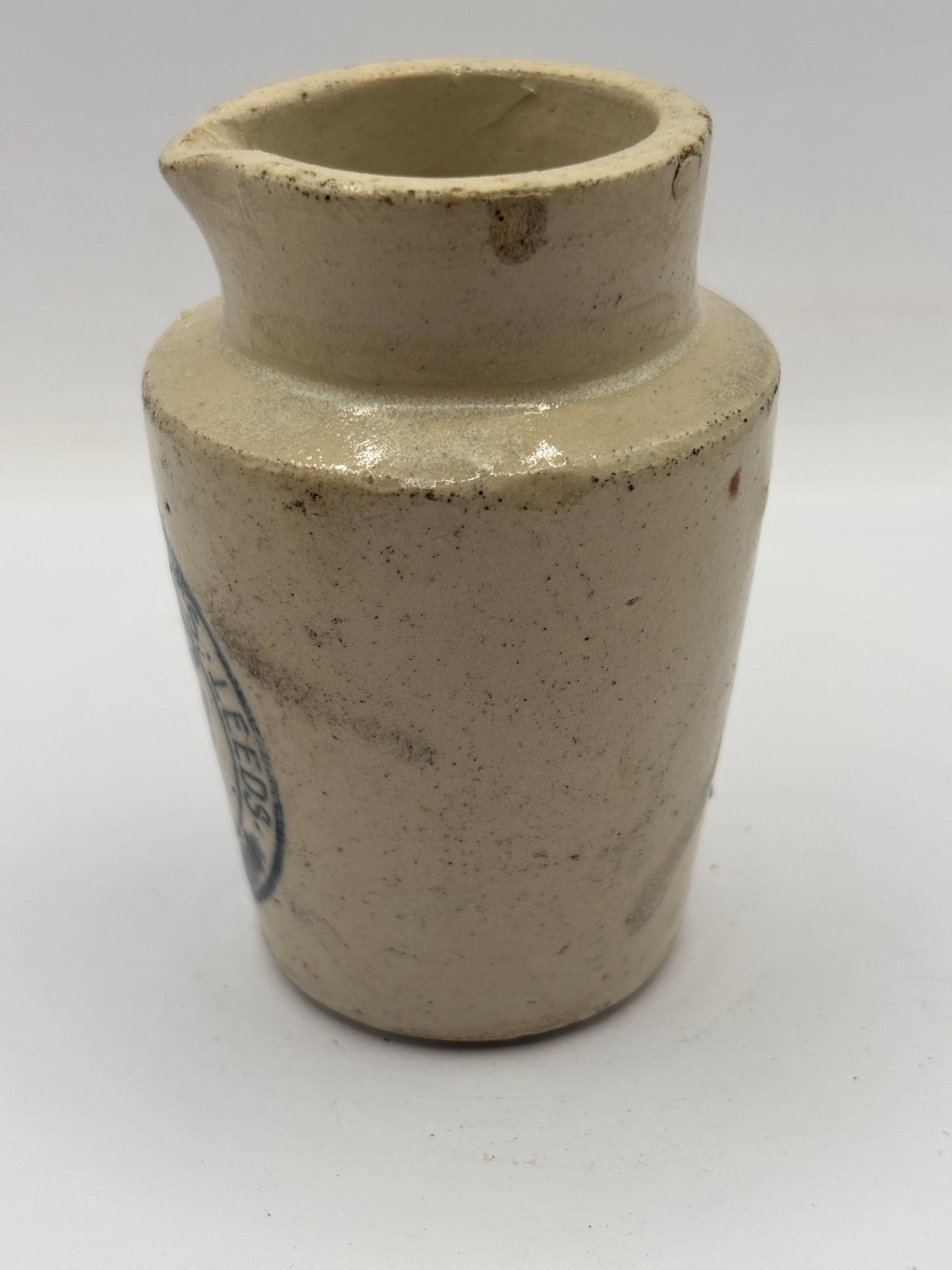 Old Leeds advertising cream pot, Provinicial dairies Leeds 8cms