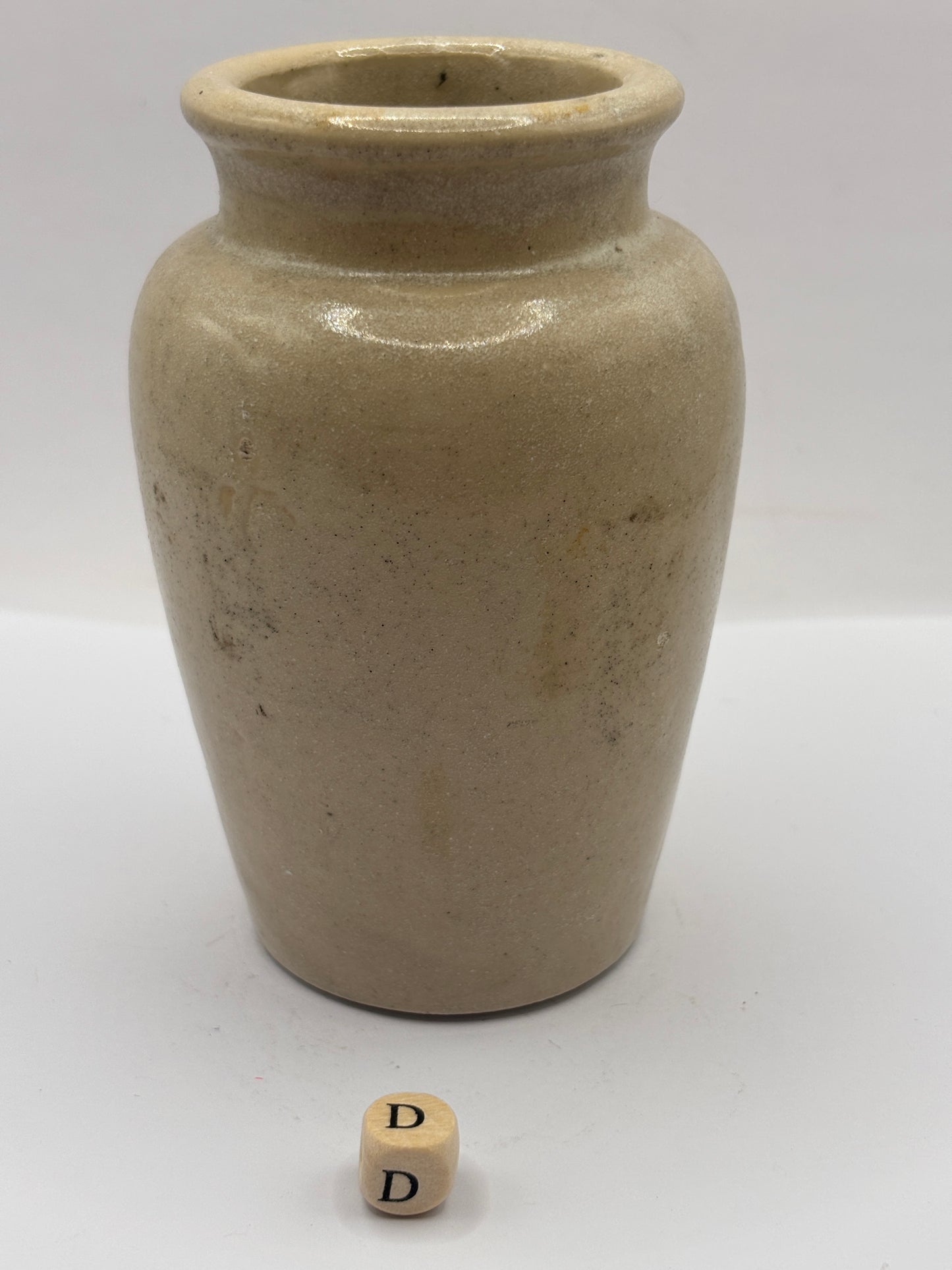 Old advertising cream pot, Carricks Cumberland dairy. Pure thick cream (D)