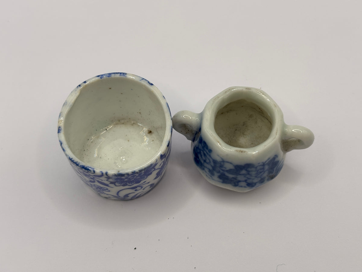 2 old small dolls house pots