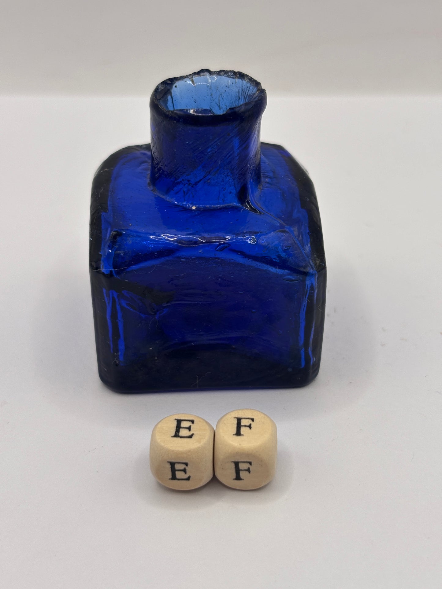 Old cobalt blue glass ink bottle, inkwell, penny ink (EF)
