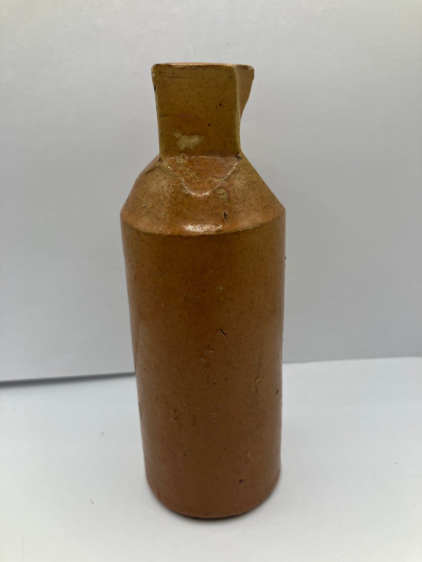 Square necked pouring ink bottle