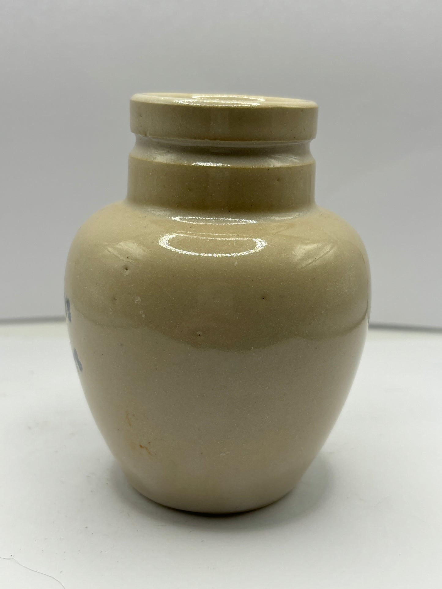 stoneware curry paste pot