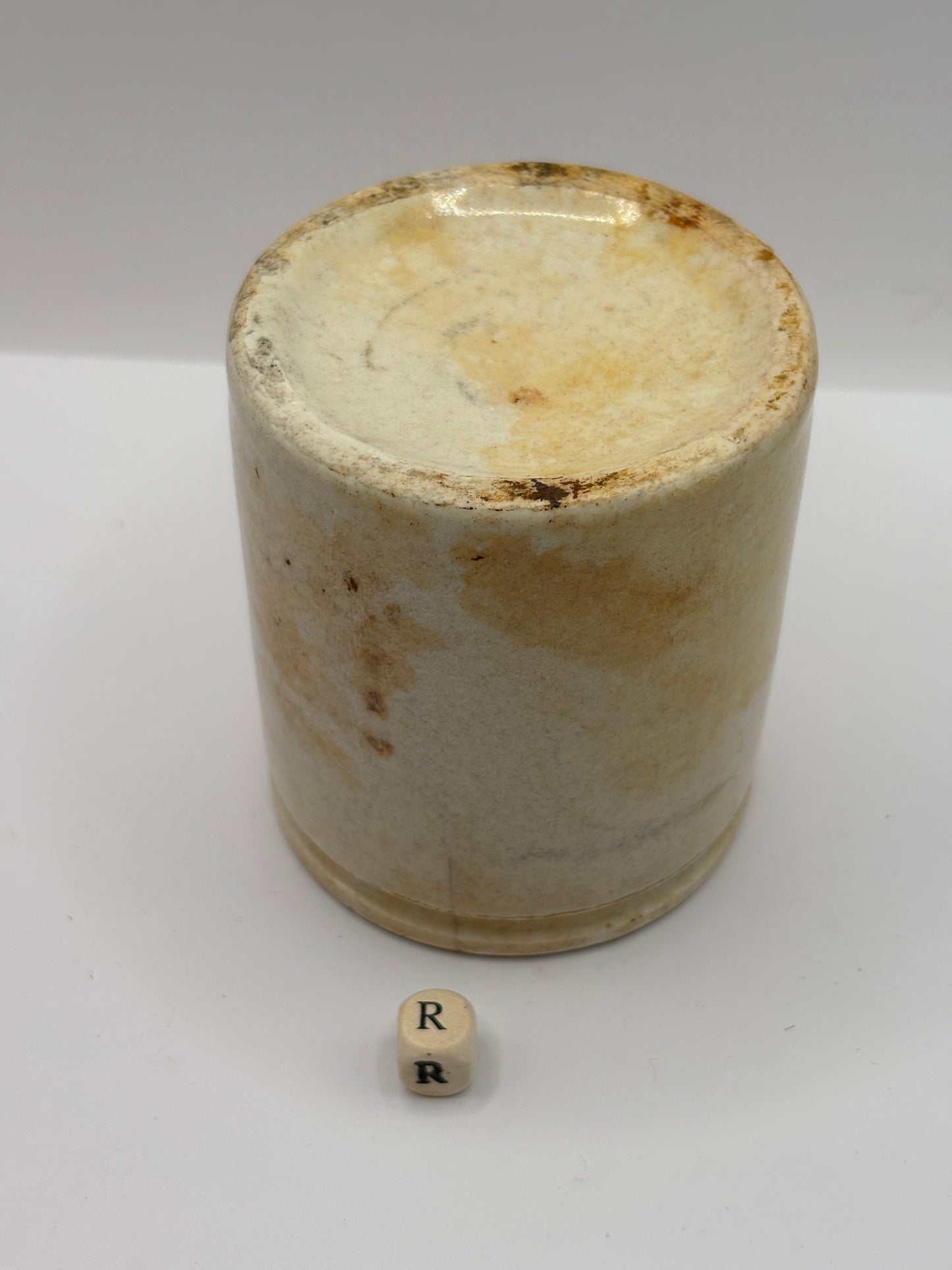 Old chunky stoneware pot (R)