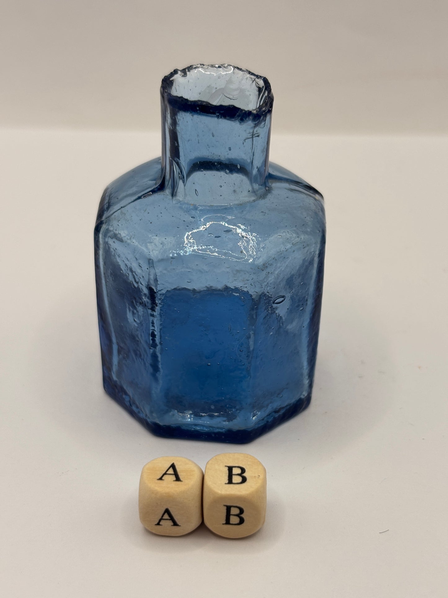 Old blue glass ink bottle, inkwell, penny ink (AB)