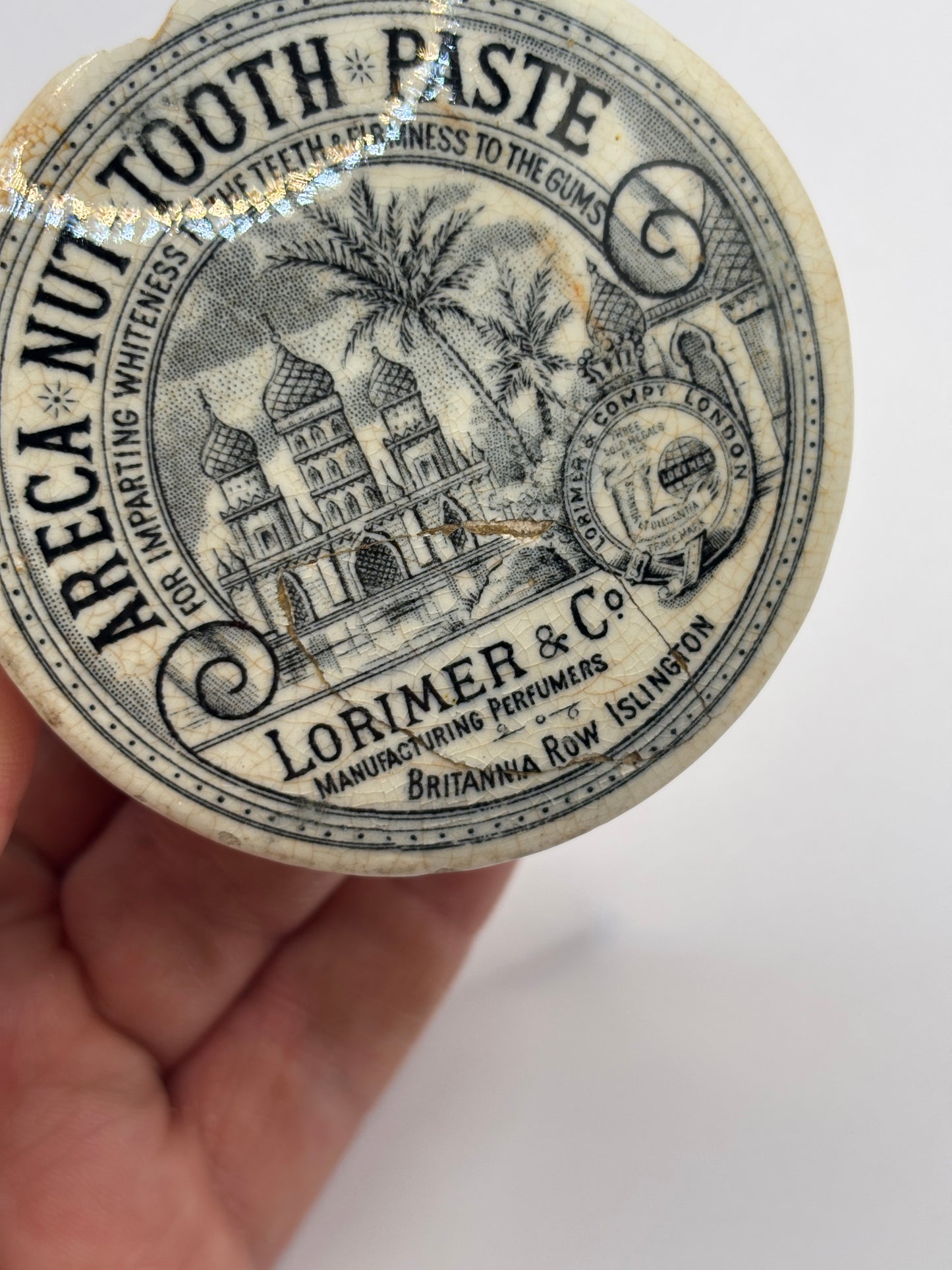 Old advertising lid, Lorimer & Co Areca nut tooth paste. Damaged