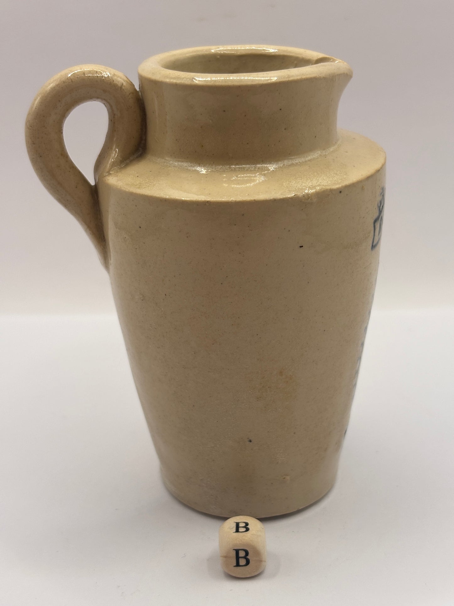 Old advertising cream pot, Leeds Provincial Dairies 10cms. Handled