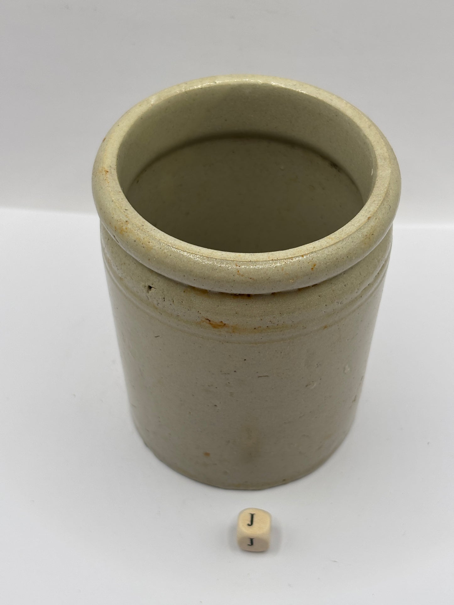 Old 1lb rolled top stoneware jam pot (J)