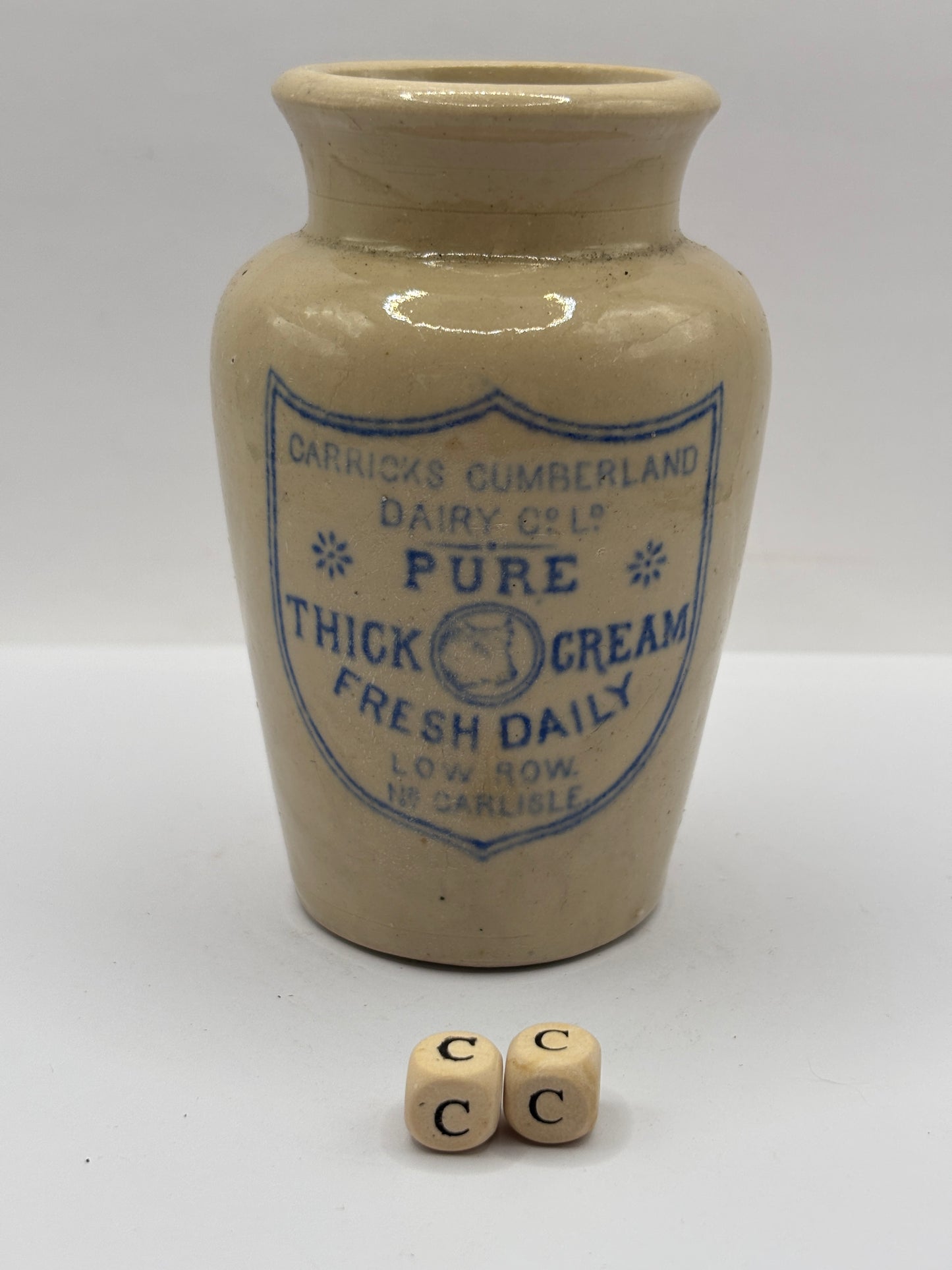 Old advertising cream pot, Carricks pure thick cream (cc)