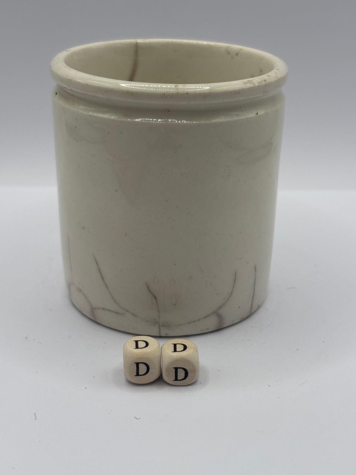Old chunky stoneware pot (DD)