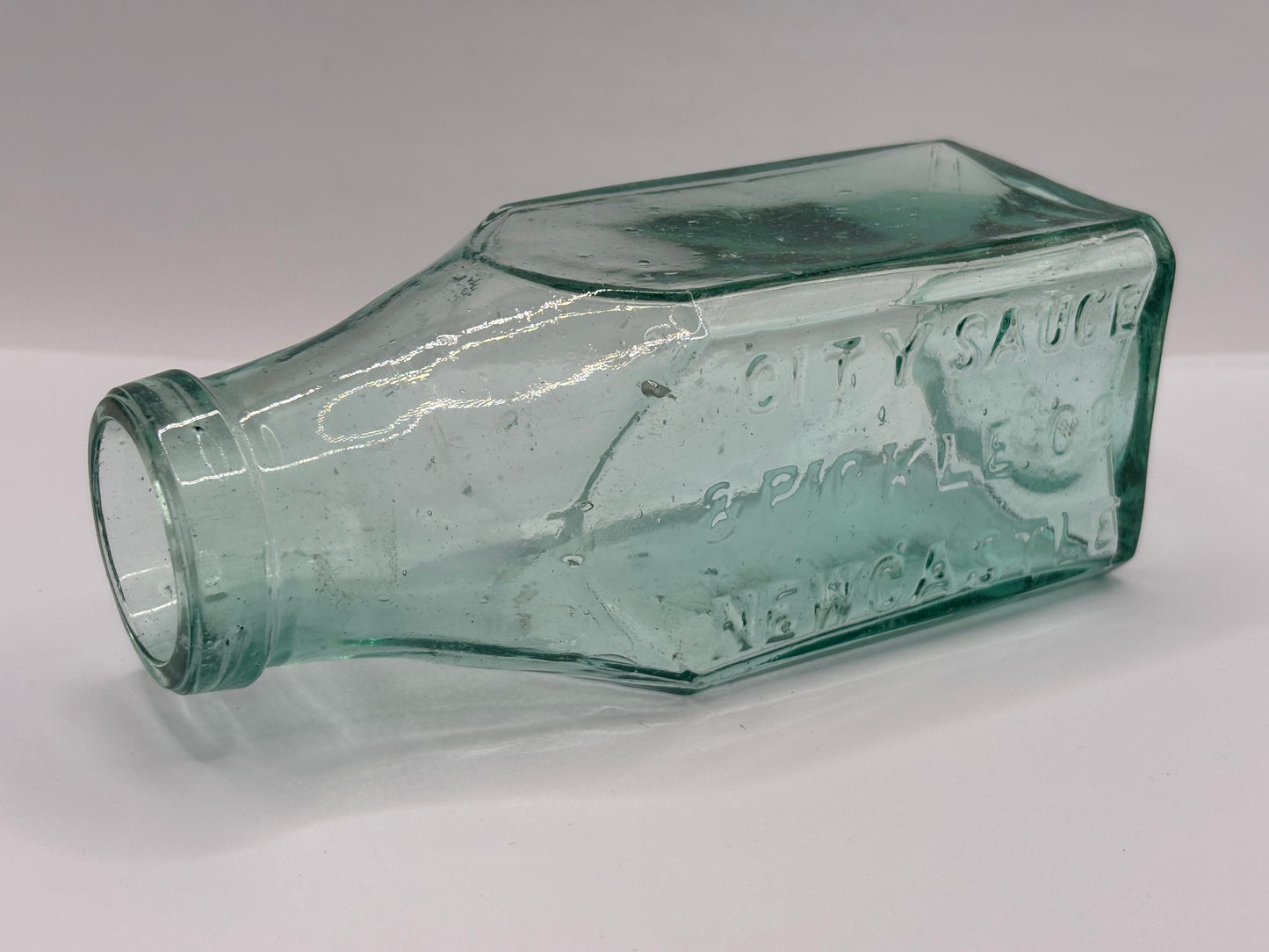 Old 1lb aqua glass advertising pickle jar, City sauce & pickle co. Newcastle