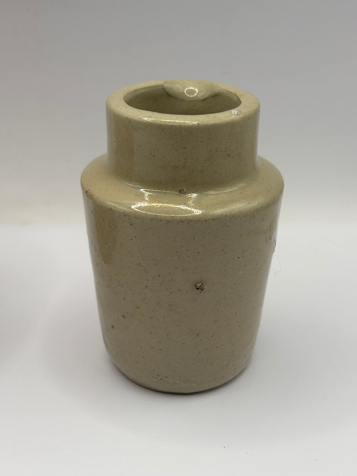 Old advertising cream pot, Provinical dairies Leeds. Chipped