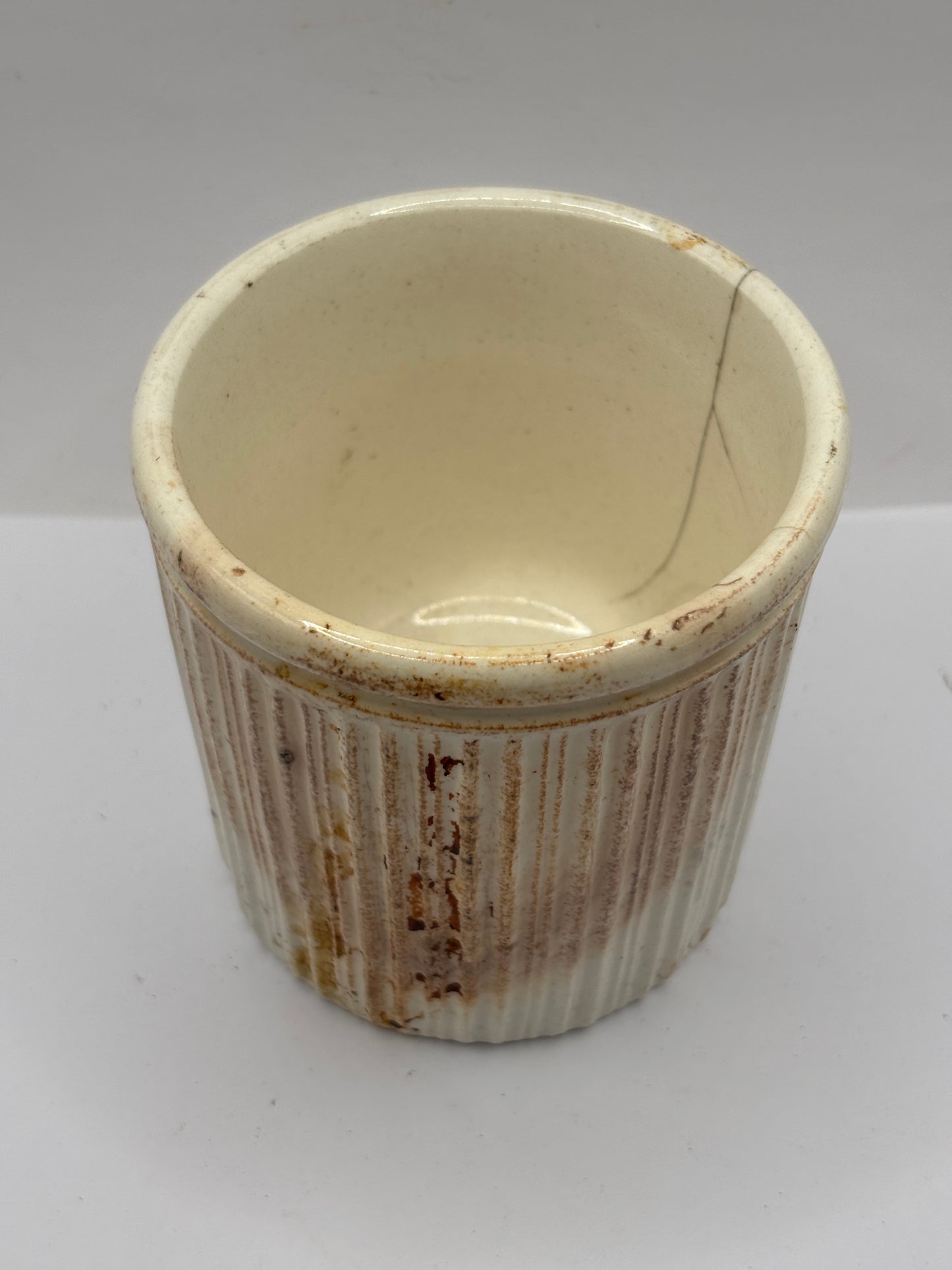 Early ribbed jam/marmalade jar. Damaged