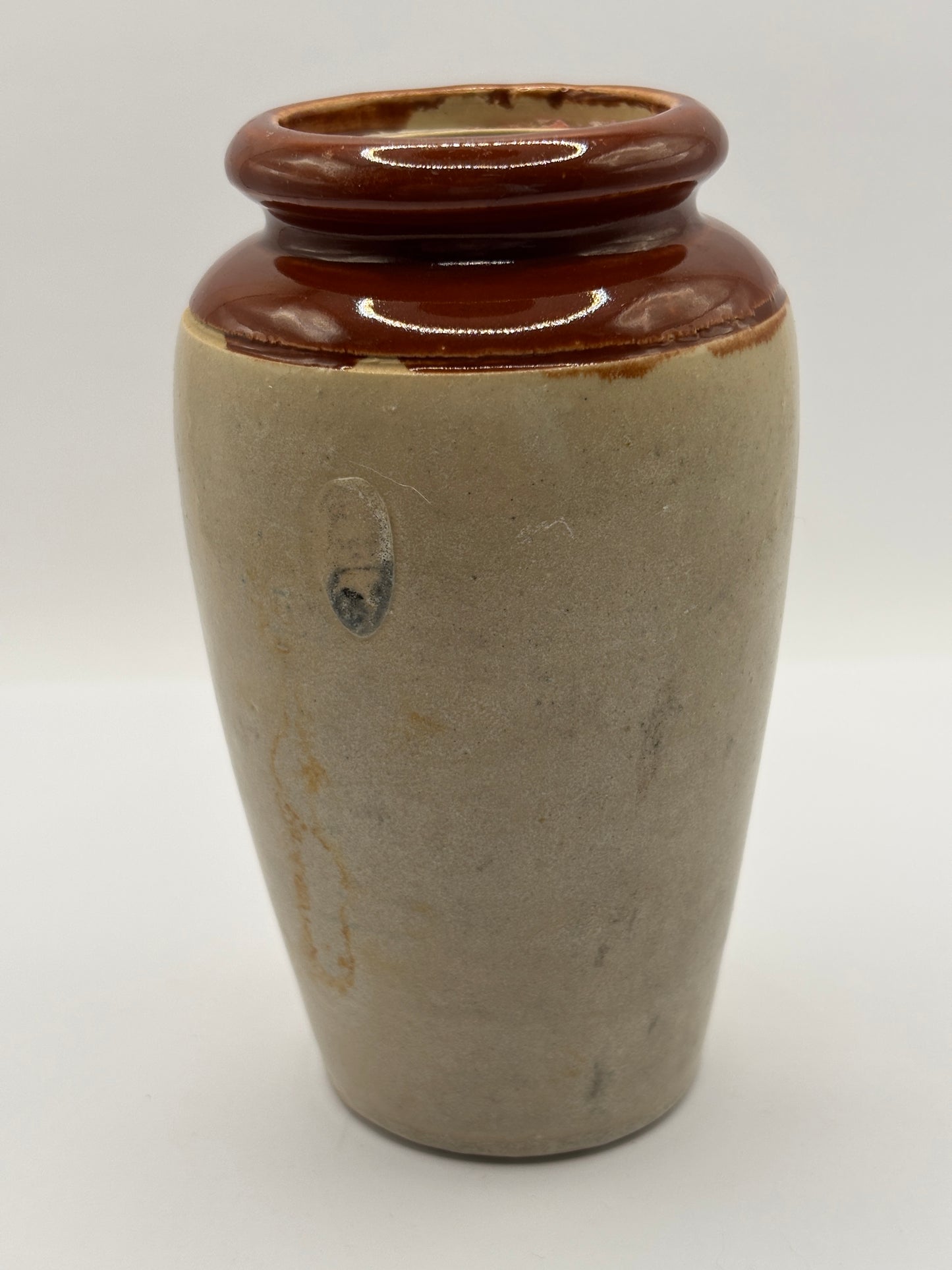 Old advertising cream pot, Huntly creamery. Milk maid. Pure rich cream