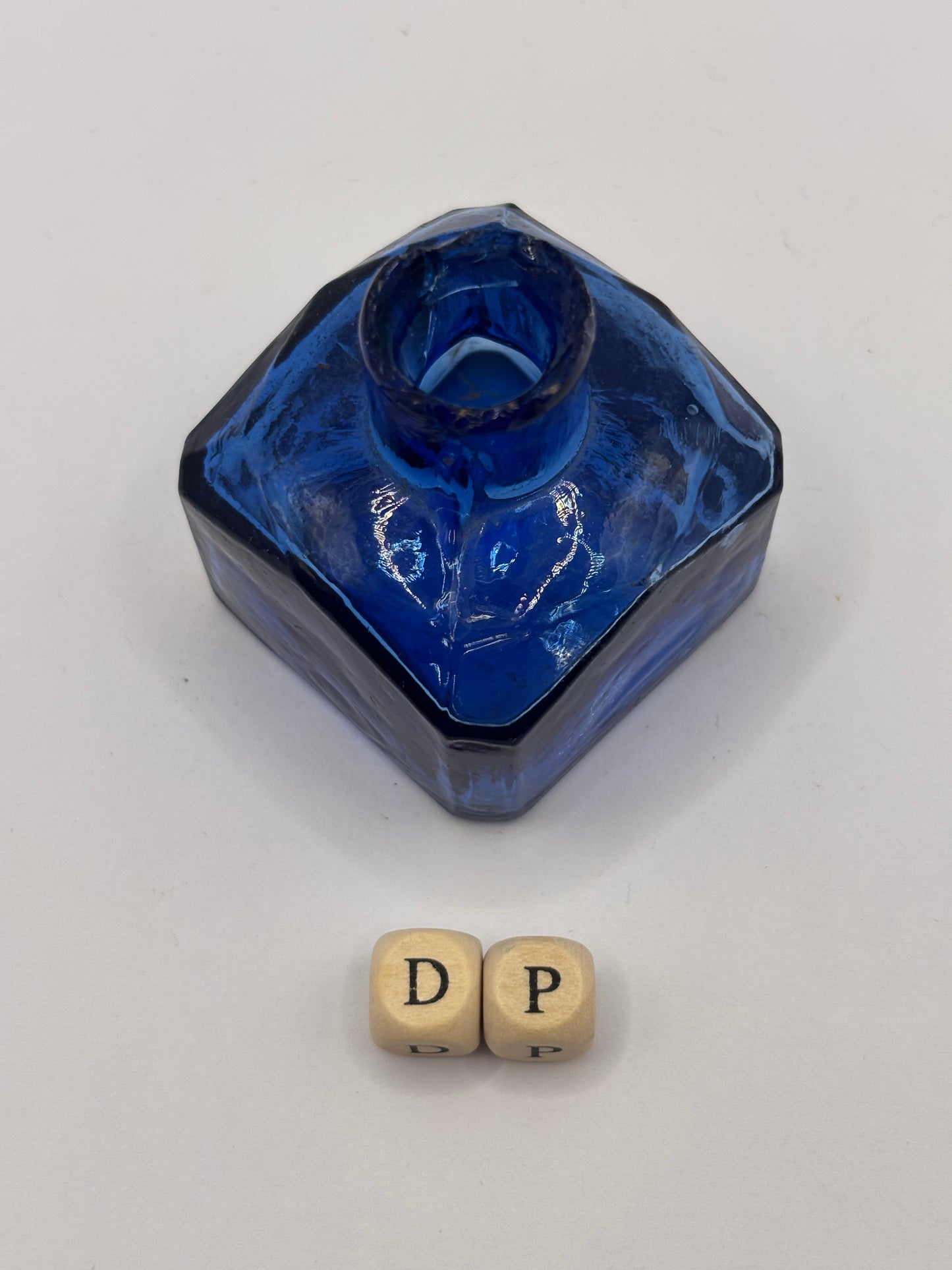 Old blue glass ink bottle, inkwell, penny ink (DP) DAMAGED