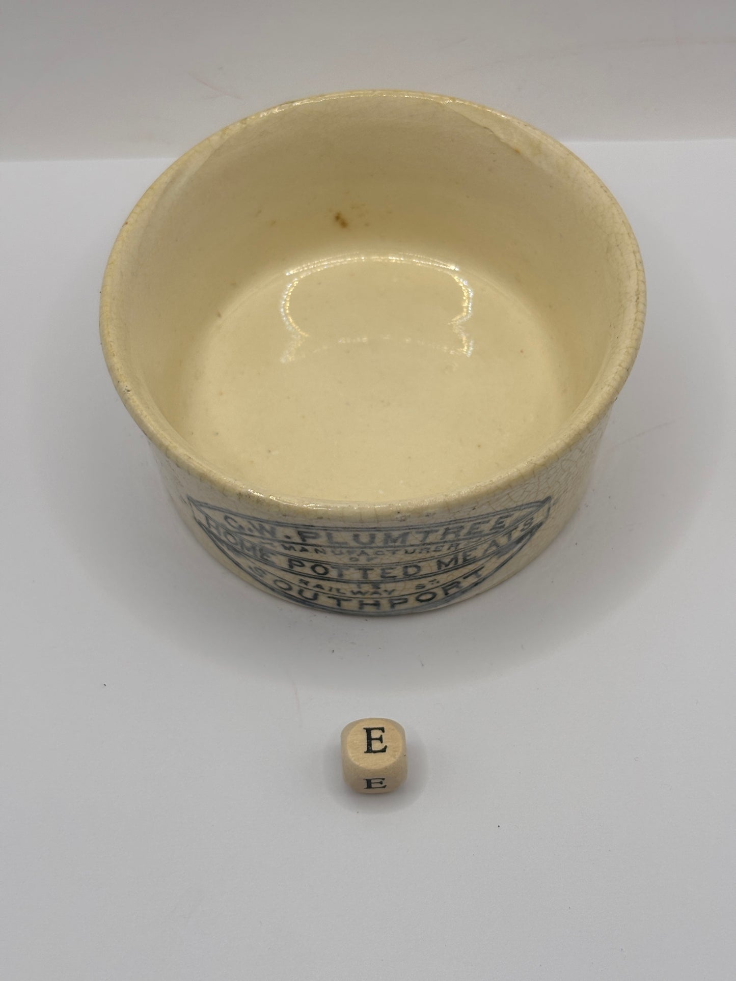 Old Plumtree advertising meat paste pot (E)