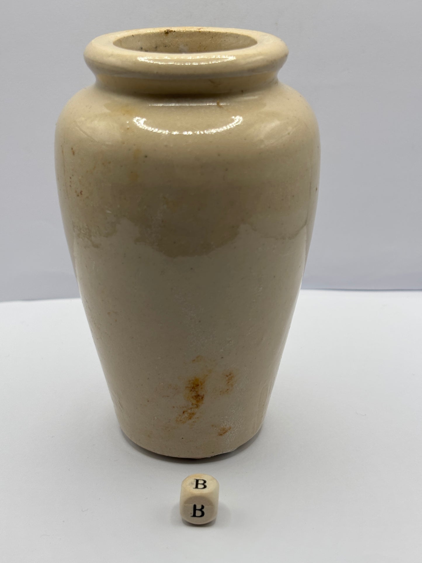 Old stoneware advertising cream pot, pure fresh cream Stranraer. (B)