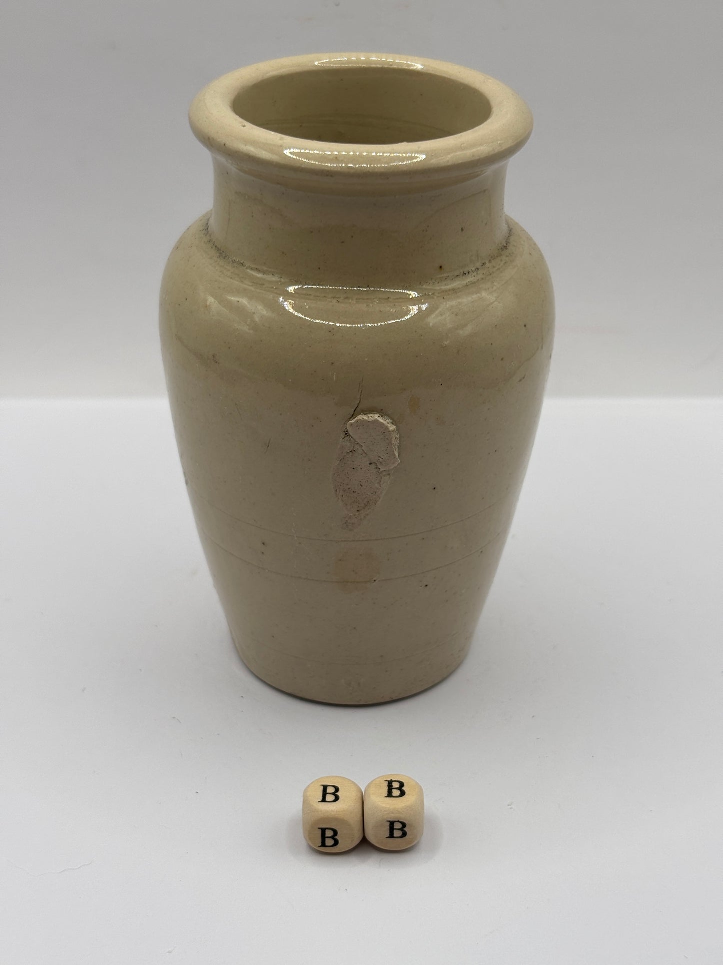 Old advertising cream pot, Carricks pure thick cream (BB)