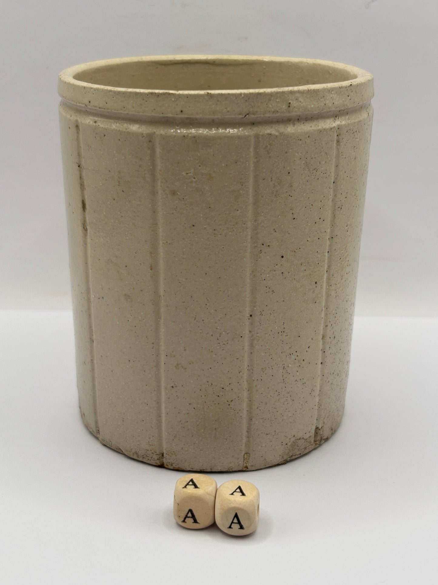 Old 1lb ribbed stoneware jam pot (aa) Hartleys