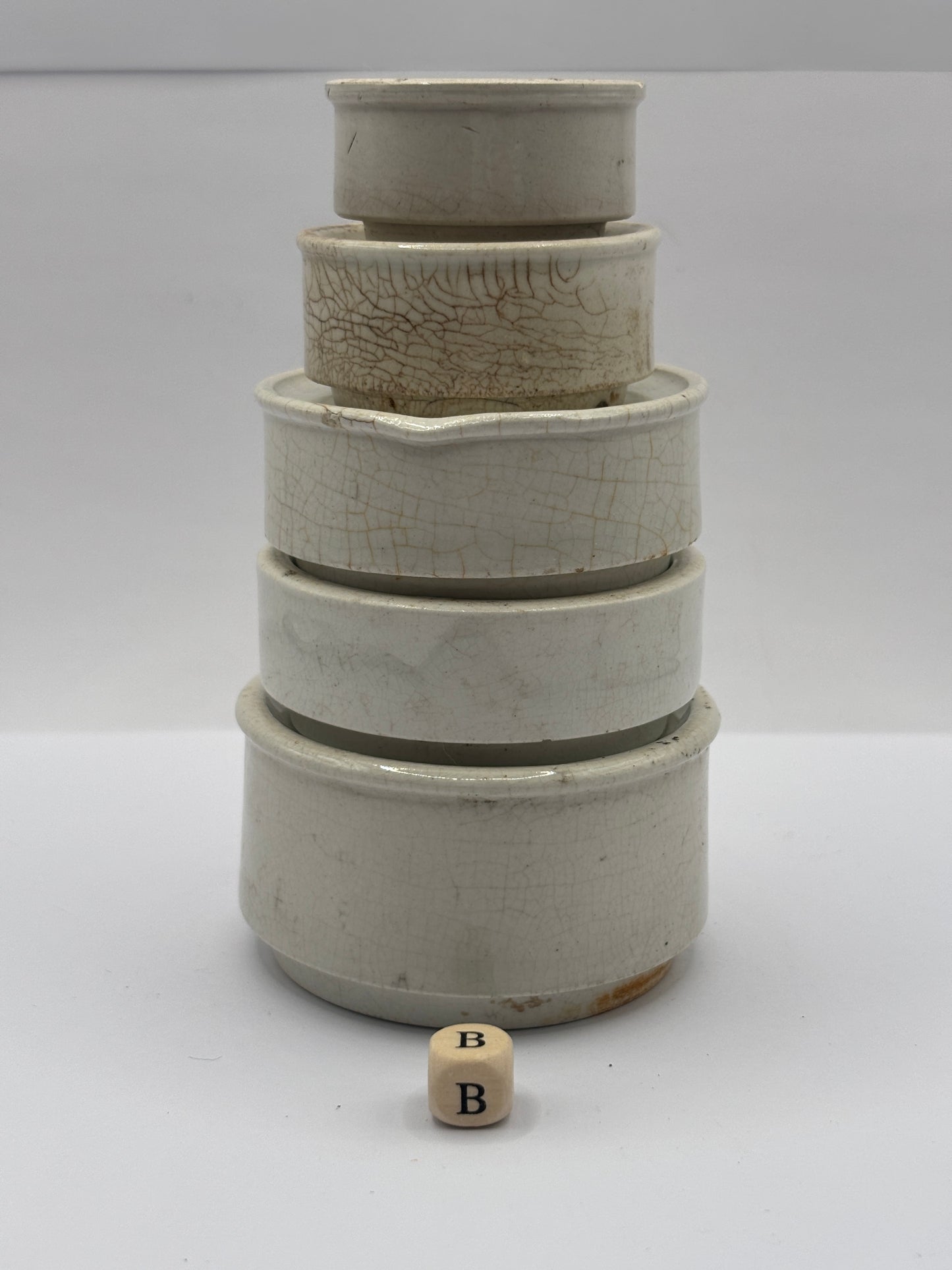 5 old pot lid bases, stackers, risers (B)