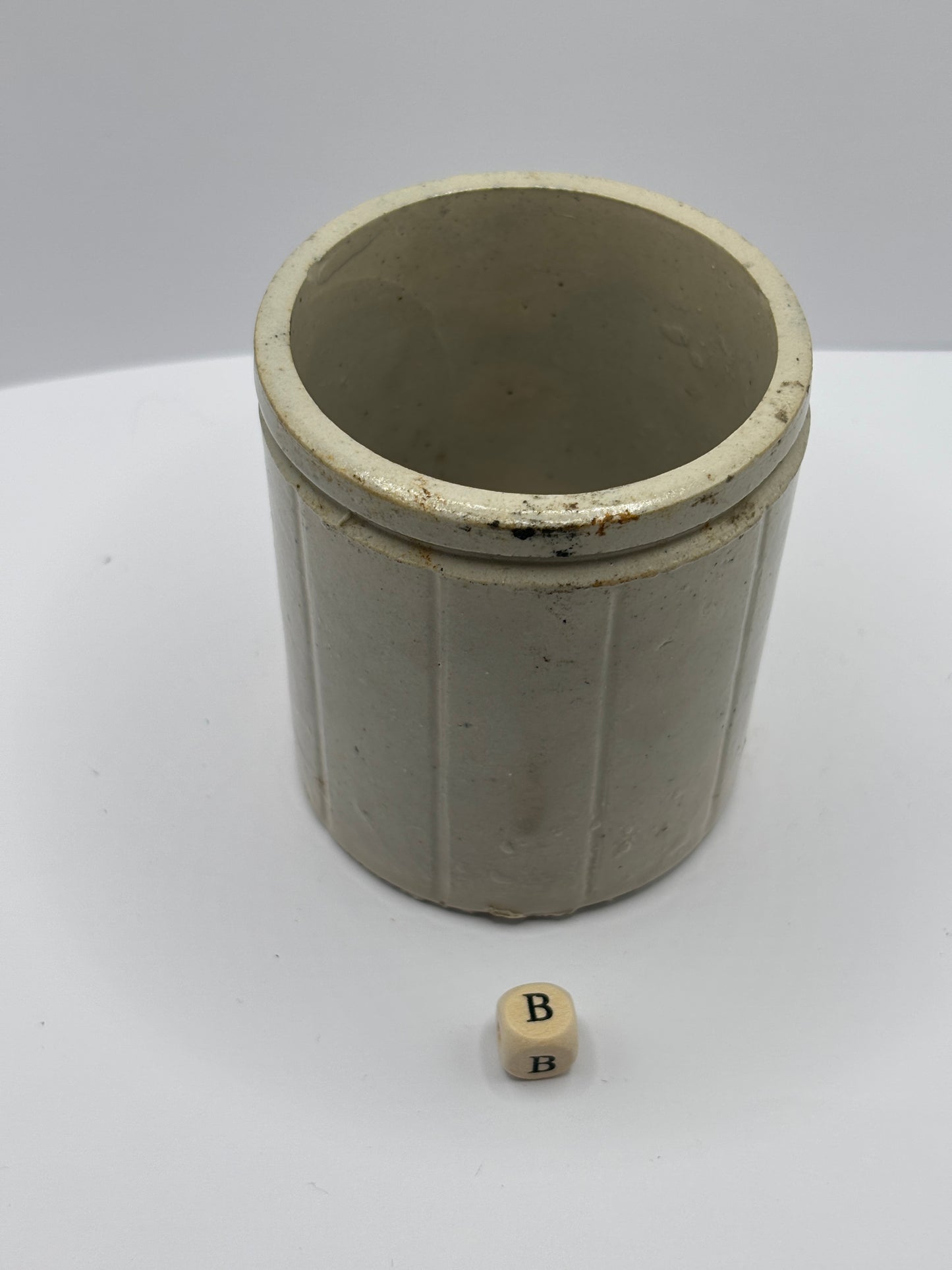 Small ribbed stoneware Hartley’s jam & marmalade pot (B)