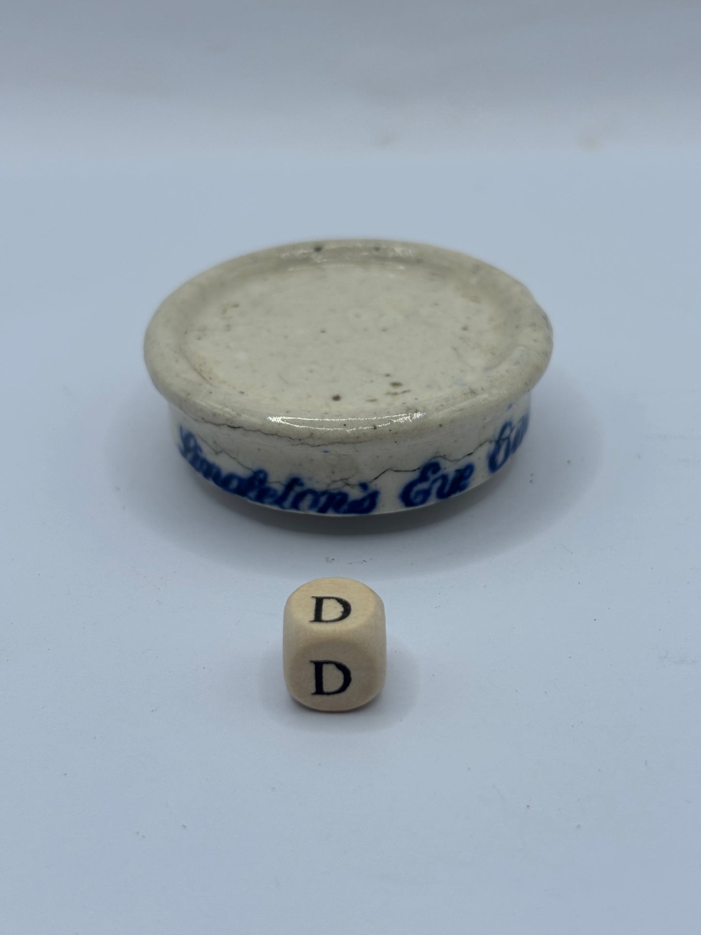 Old Singletons stoneware eye ointment (D)