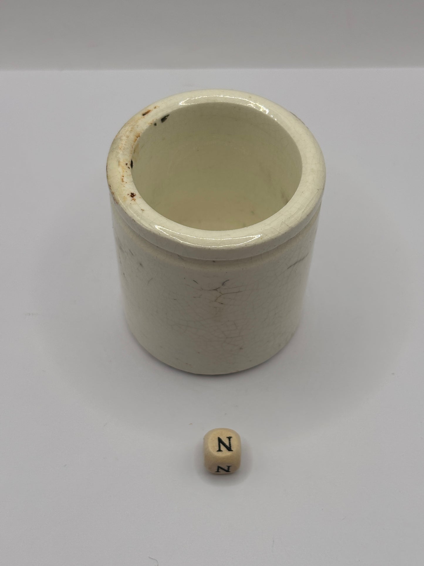 Old small chunky stoneware pot (N)
