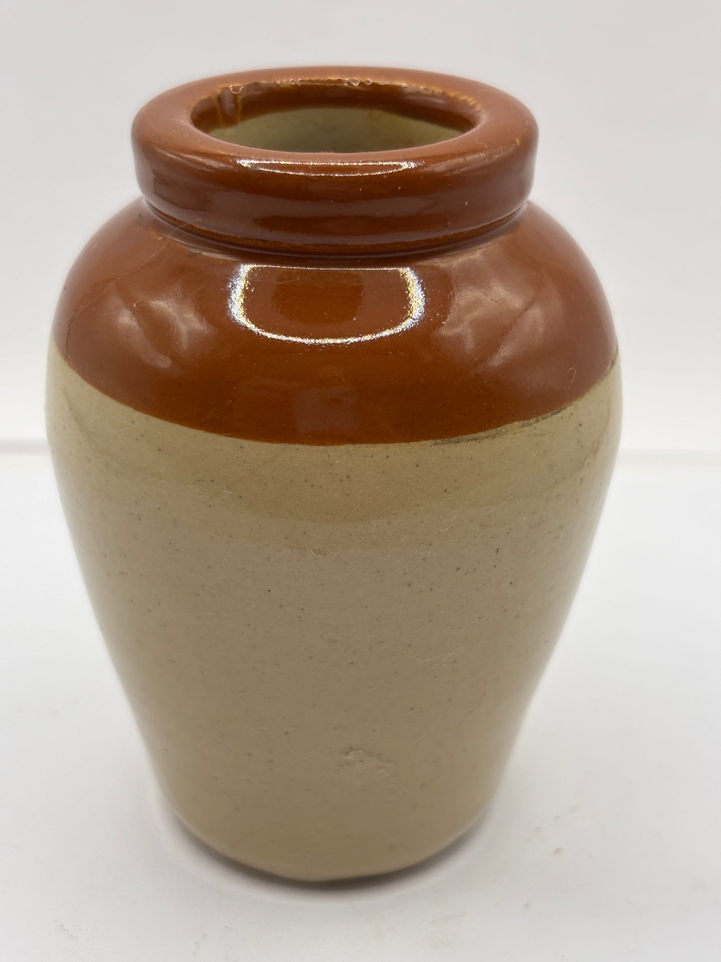 Old Manchester advertising cream pot, Hailwoods rich cream. Manchester