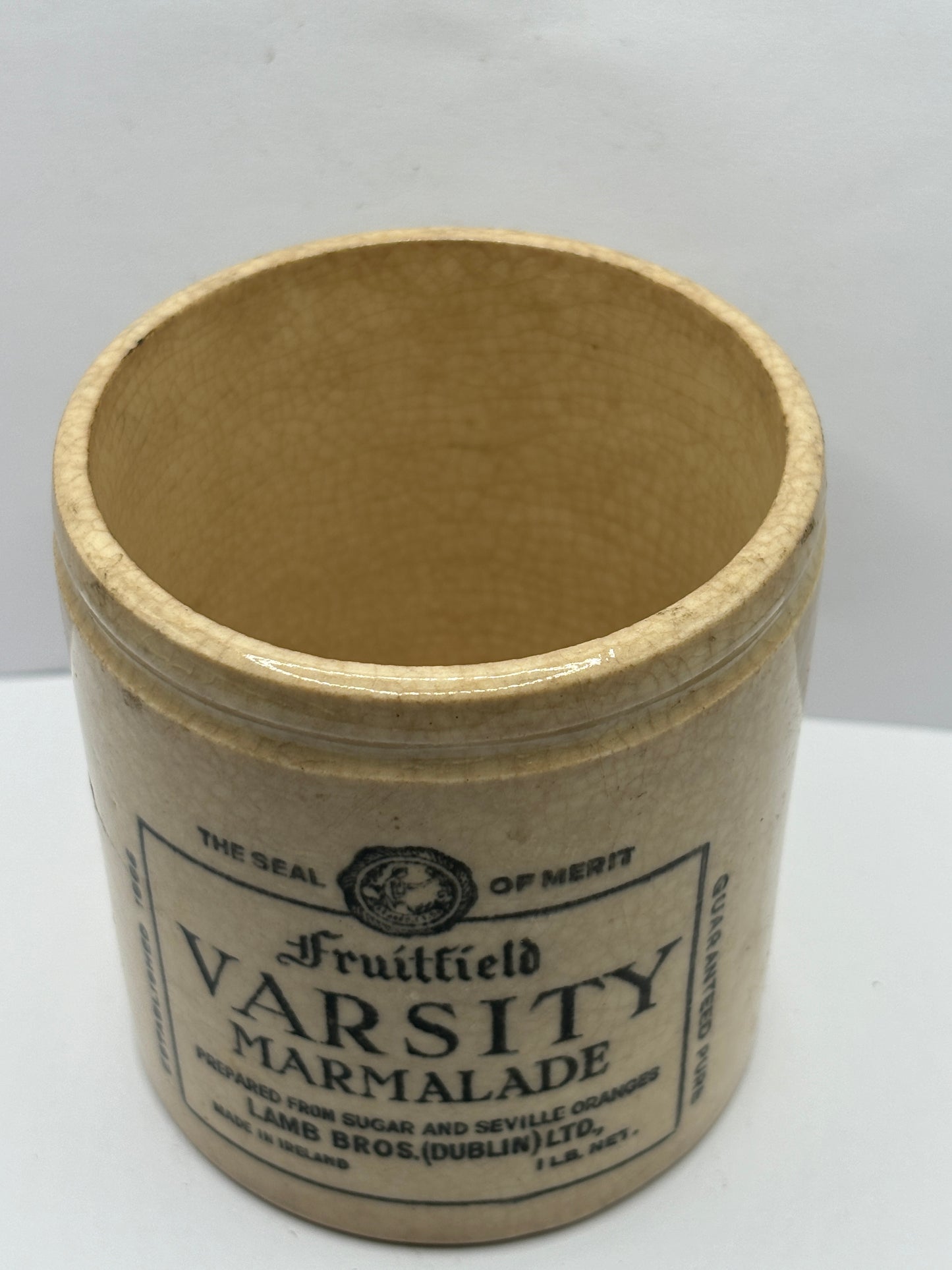 1lb Fruitfield Varsity marmalade pot, stained & crazed