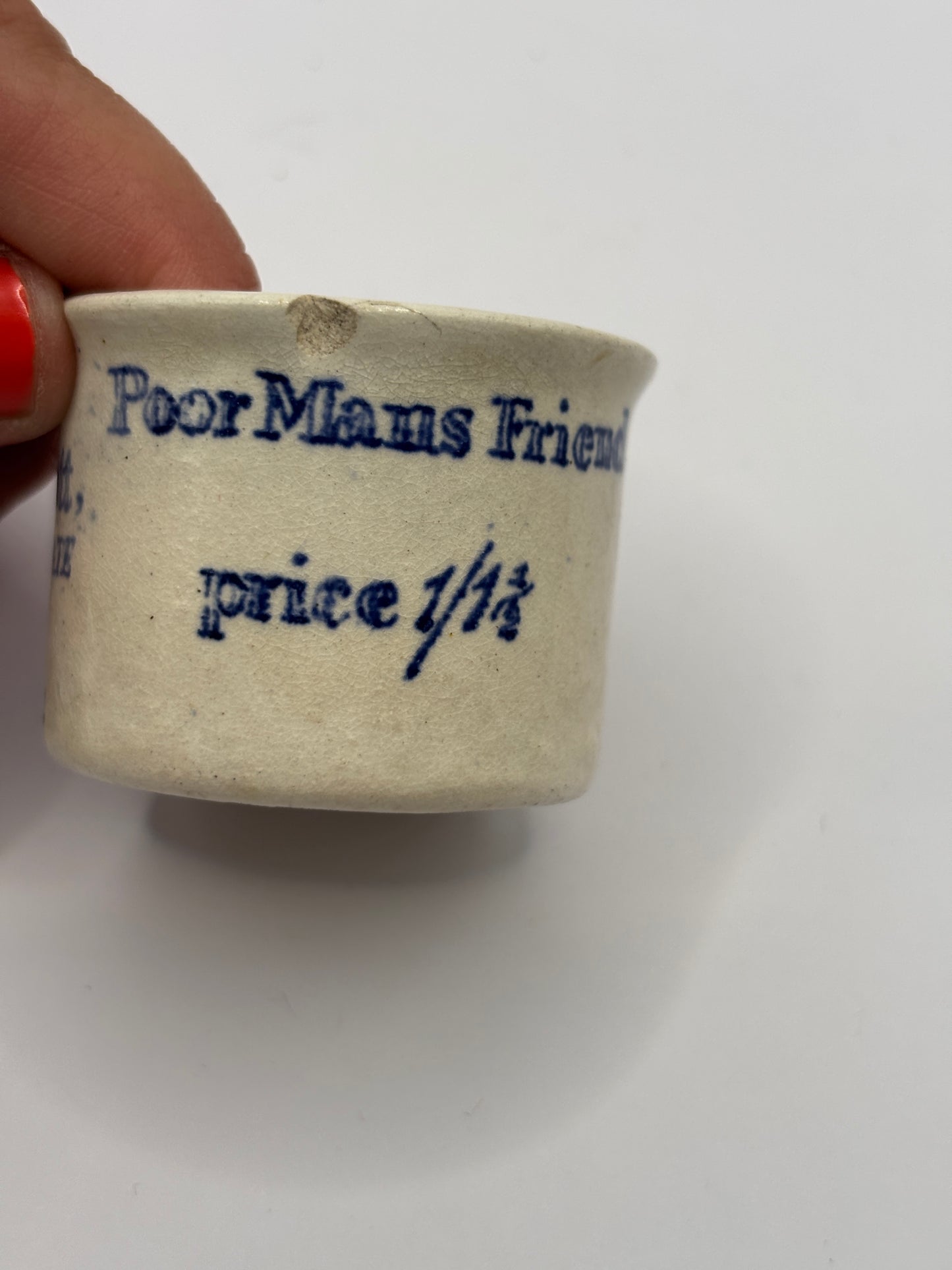 Old small advertising ointment pot, Dr Roberts poor mans friend