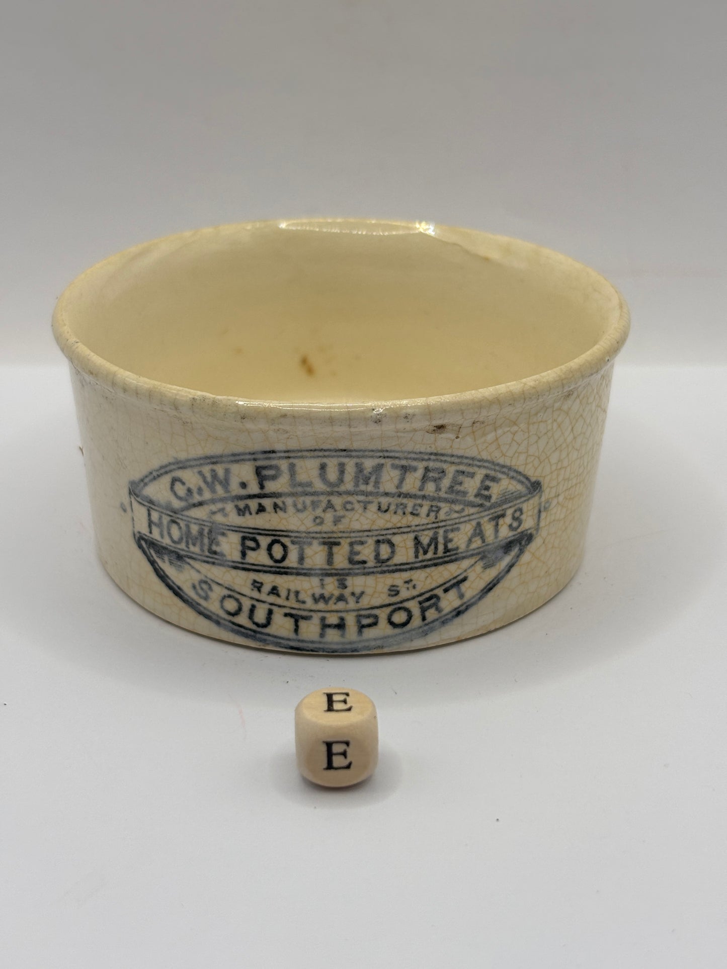 Old Plumtree advertising meat paste pot (E)